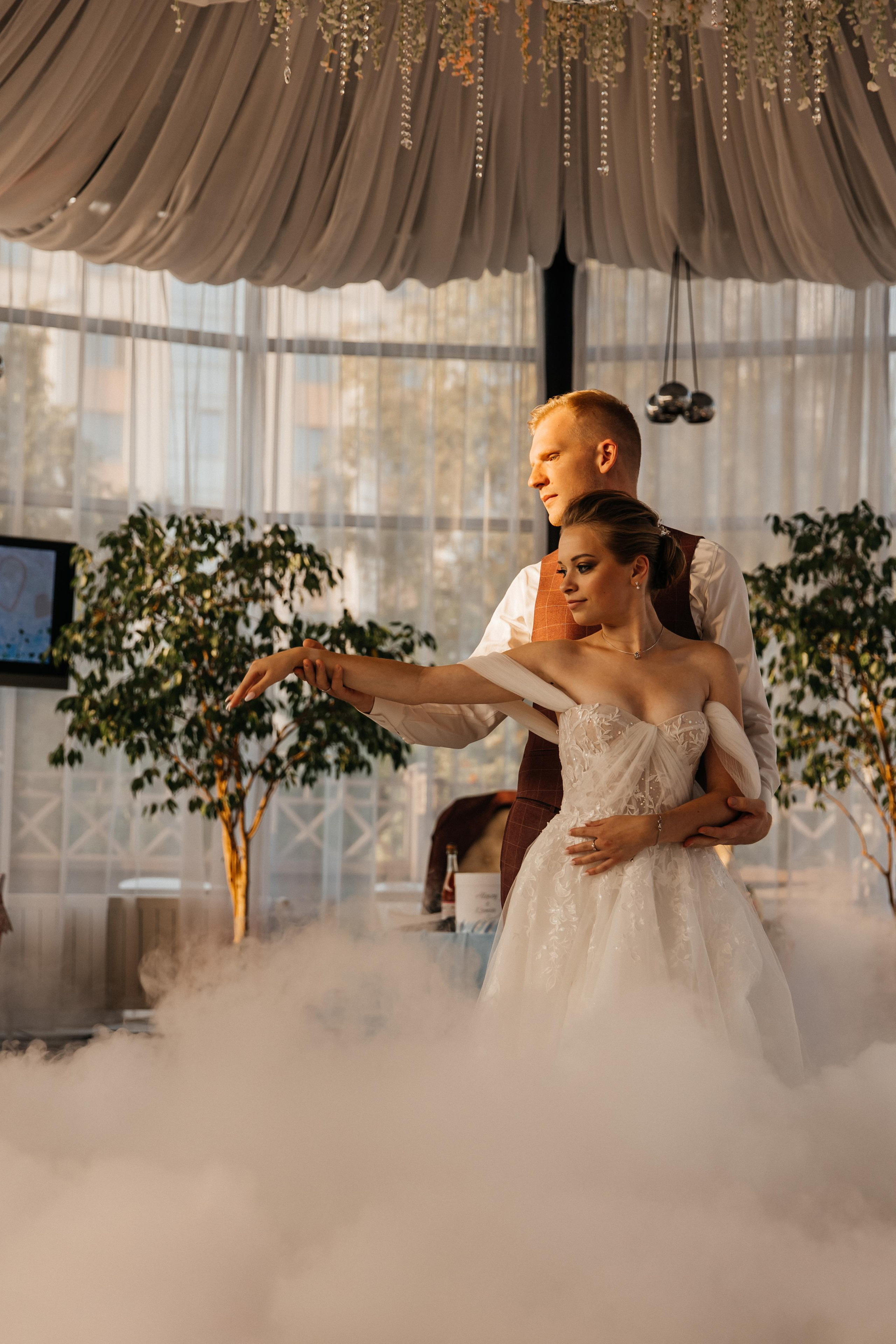 Wedding «In the heart of St.Petersburg». Свадебные фотограф и видеограф Наталья и Анатолий Новиковы СПб