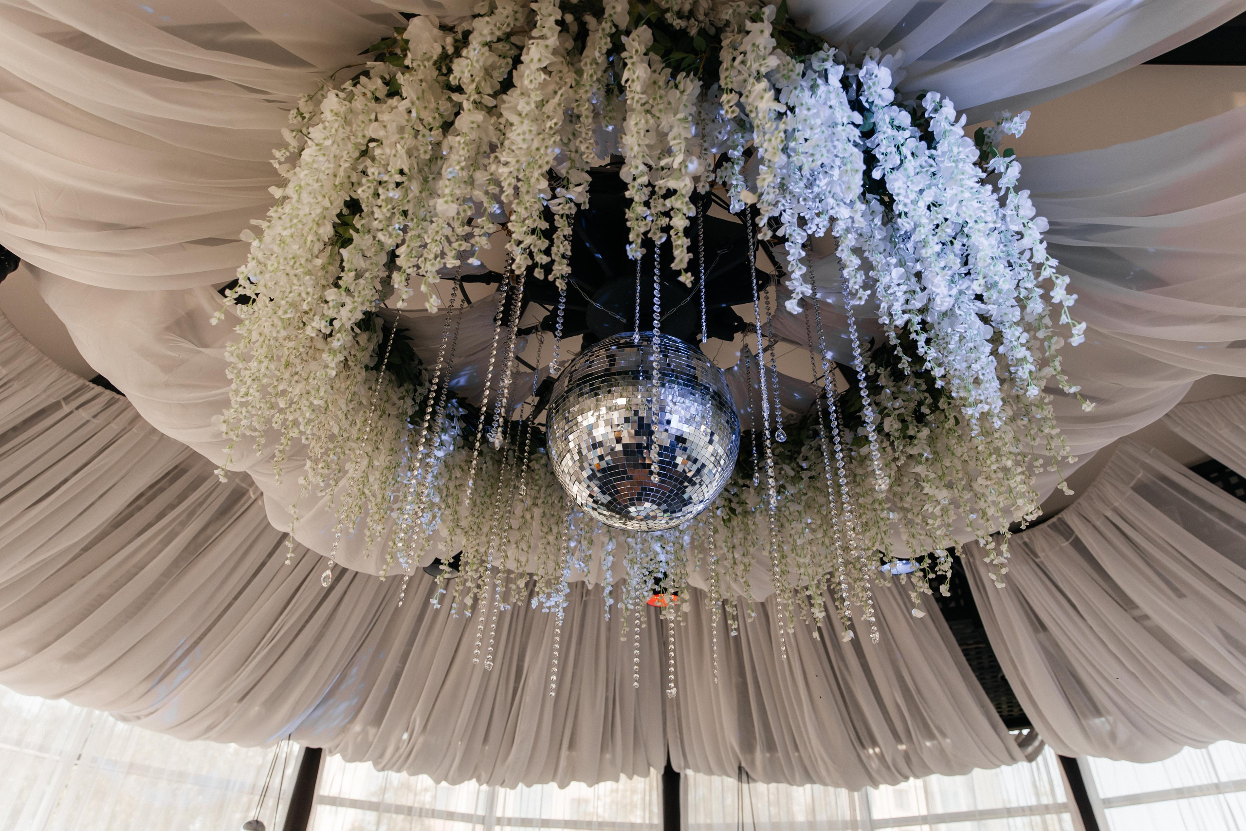 Wedding «In the heart of St.Petersburg». Свадебные фотограф и видеограф Наталья и Анатолий Новиковы СПб