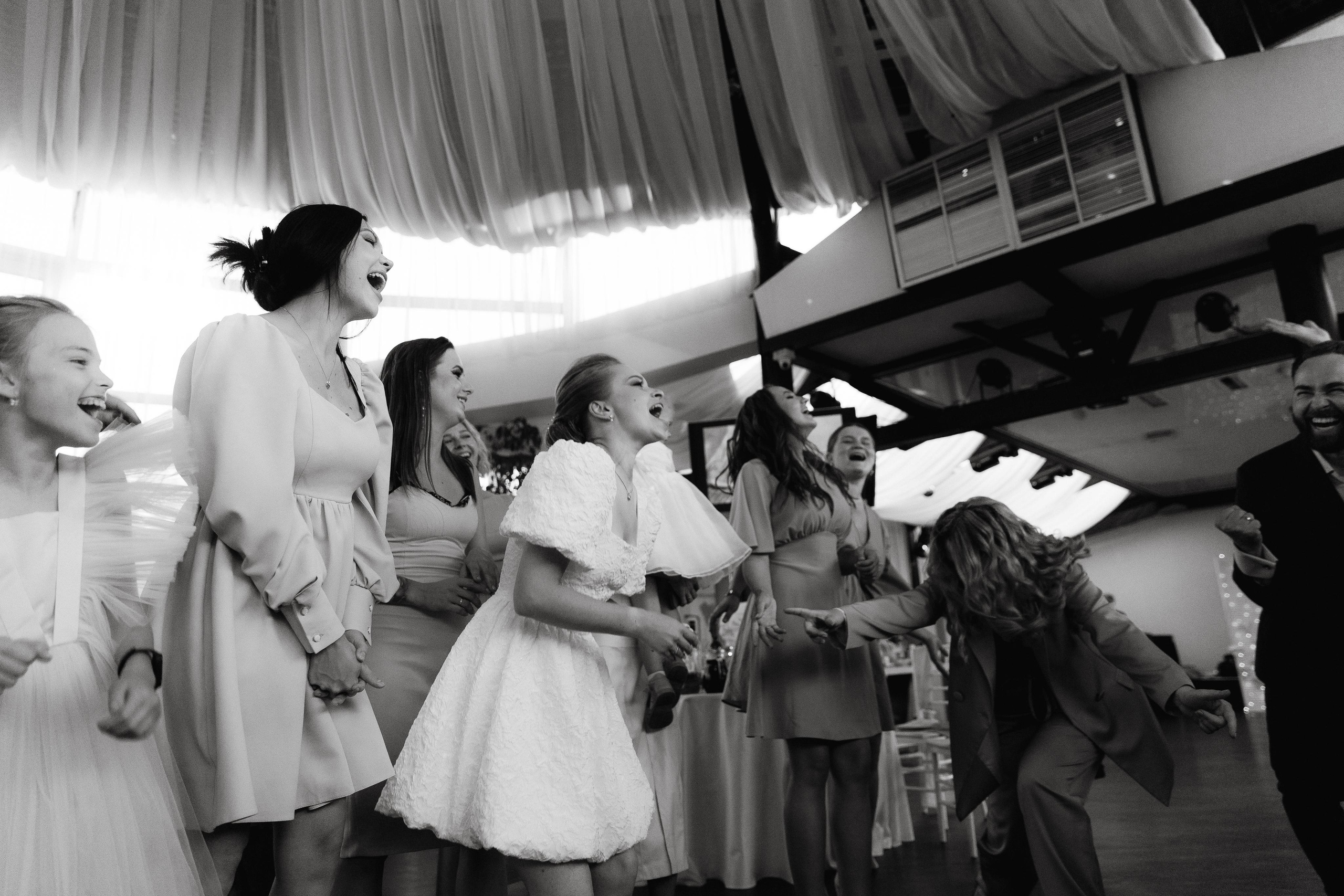 Wedding «In the heart of St.Petersburg». Свадебные фотограф и видеограф Наталья и Анатолий Новиковы СПб