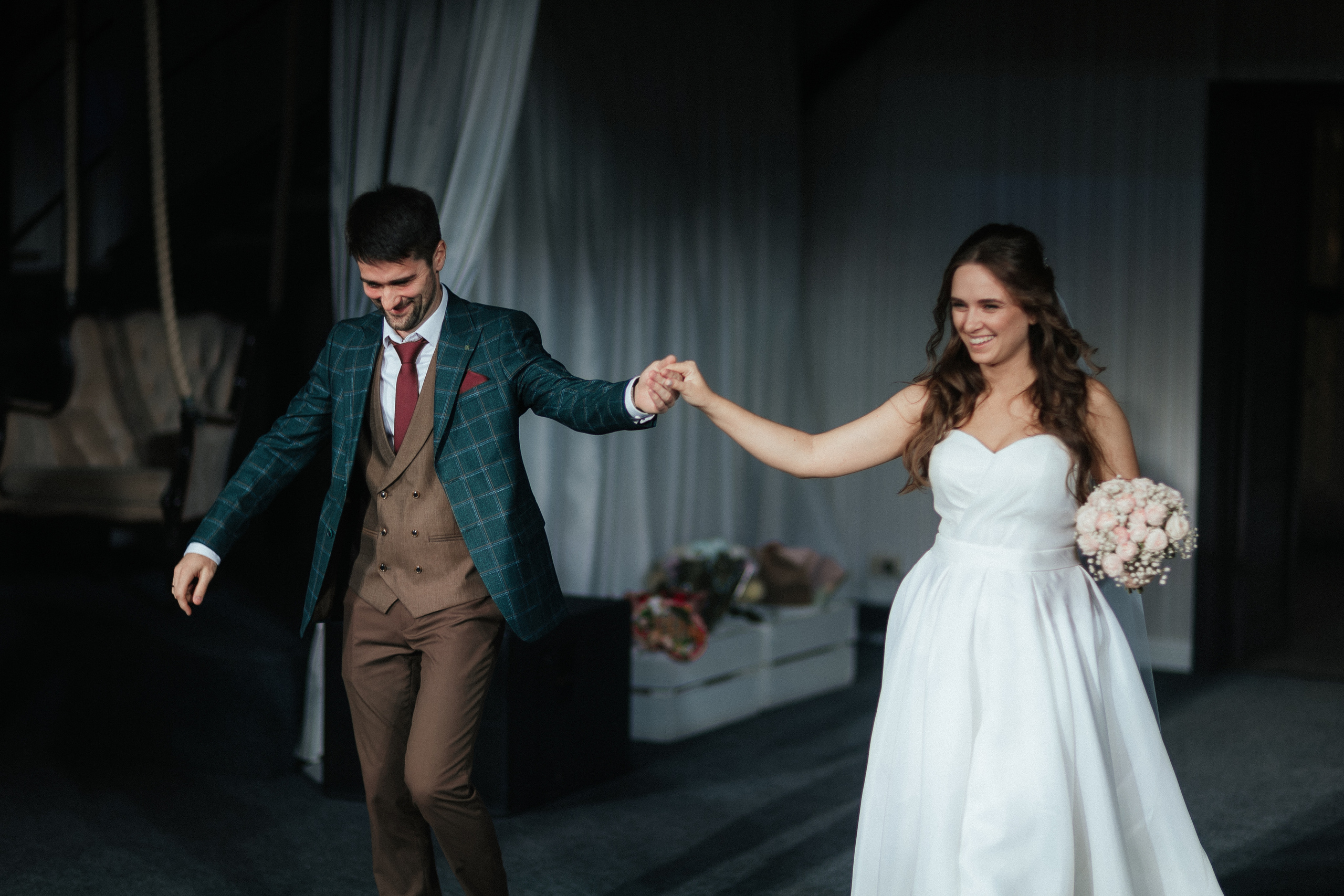 Wedding «Рarty». Свадебные фотограф и видеограф Наталья и Анатолий Новиковы СПб