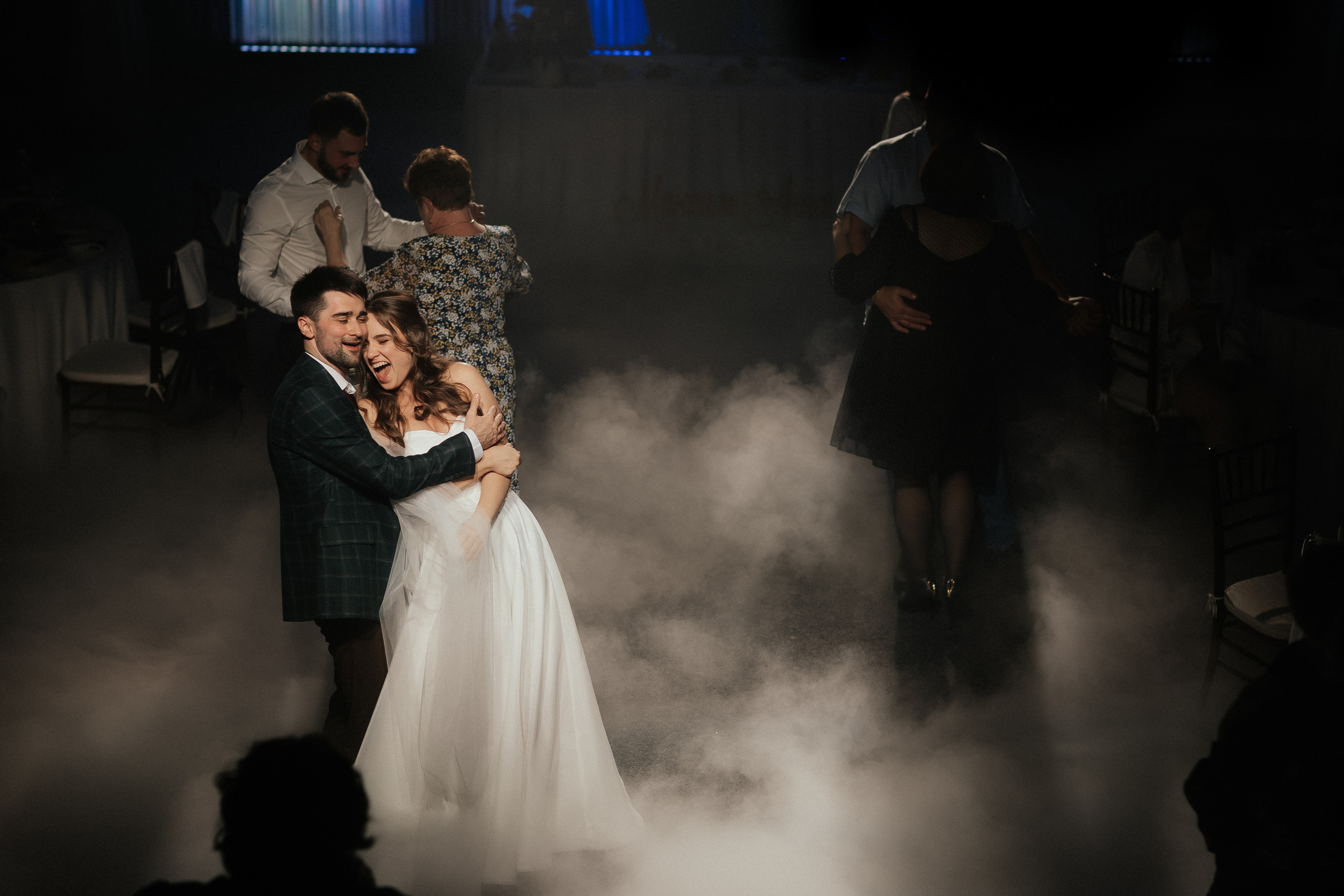 Wedding «Рarty». Свадебные фотограф и видеограф Наталья и Анатолий Новиковы СПб