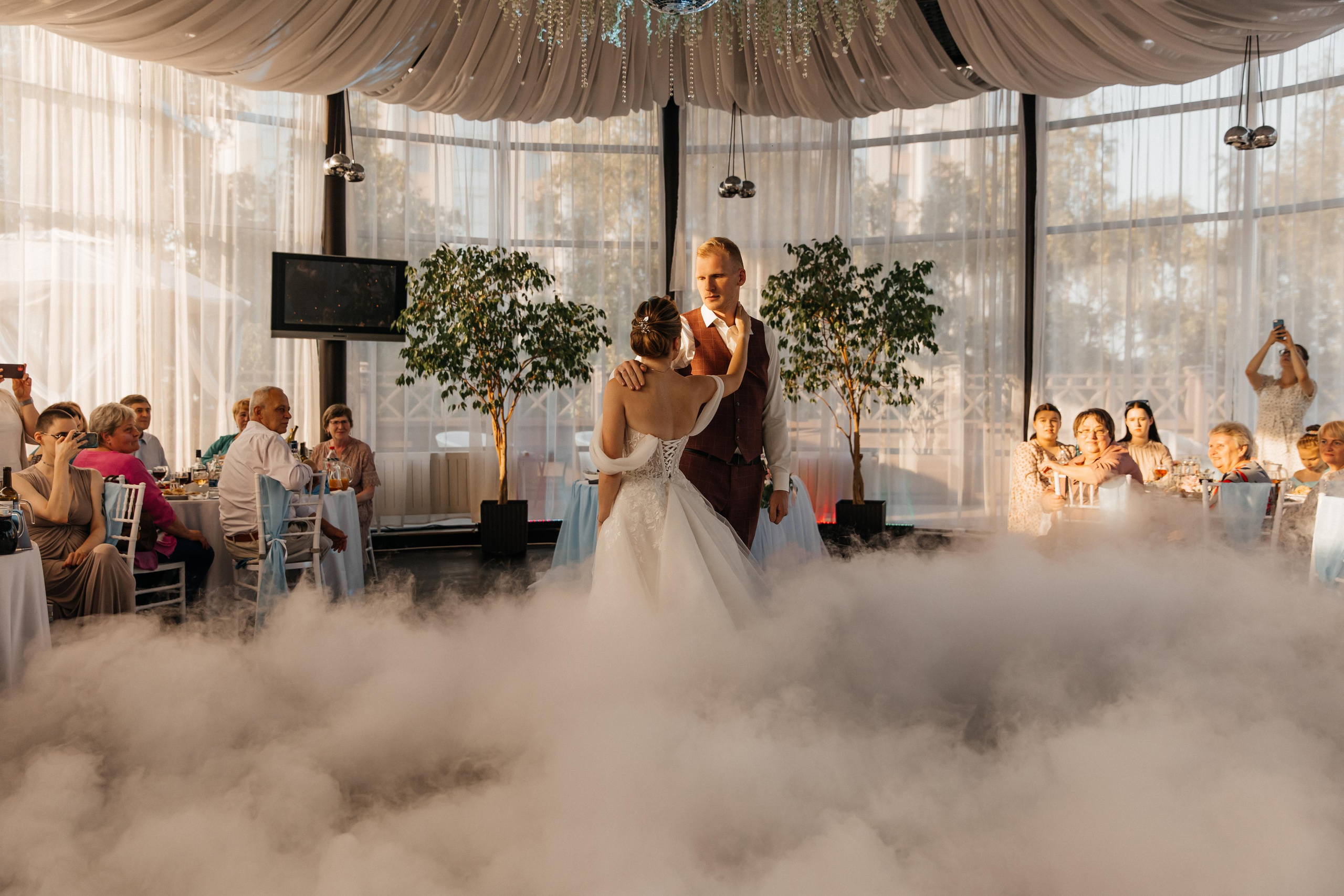 Wedding «In the heart of St.Petersburg». Свадебные фотограф и видеограф Наталья и Анатолий Новиковы СПб