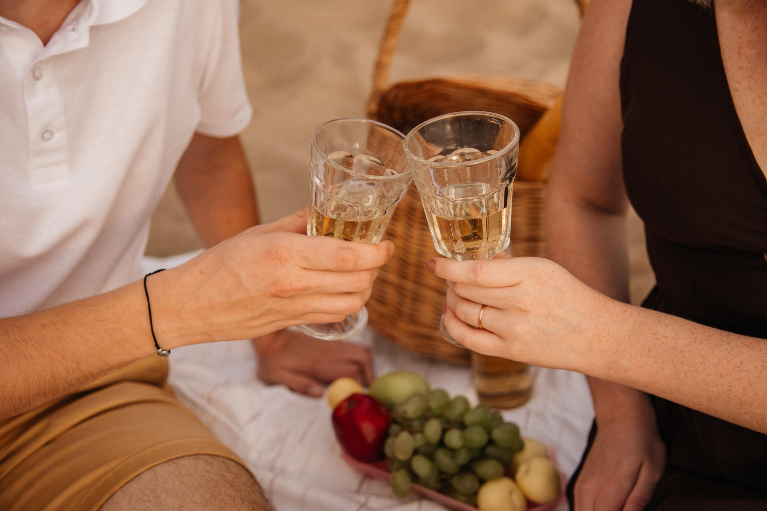 Love story «Sunset on the beach». Свадебные фотограф и видеограф Наталья и Анатолий Новиковы СПб