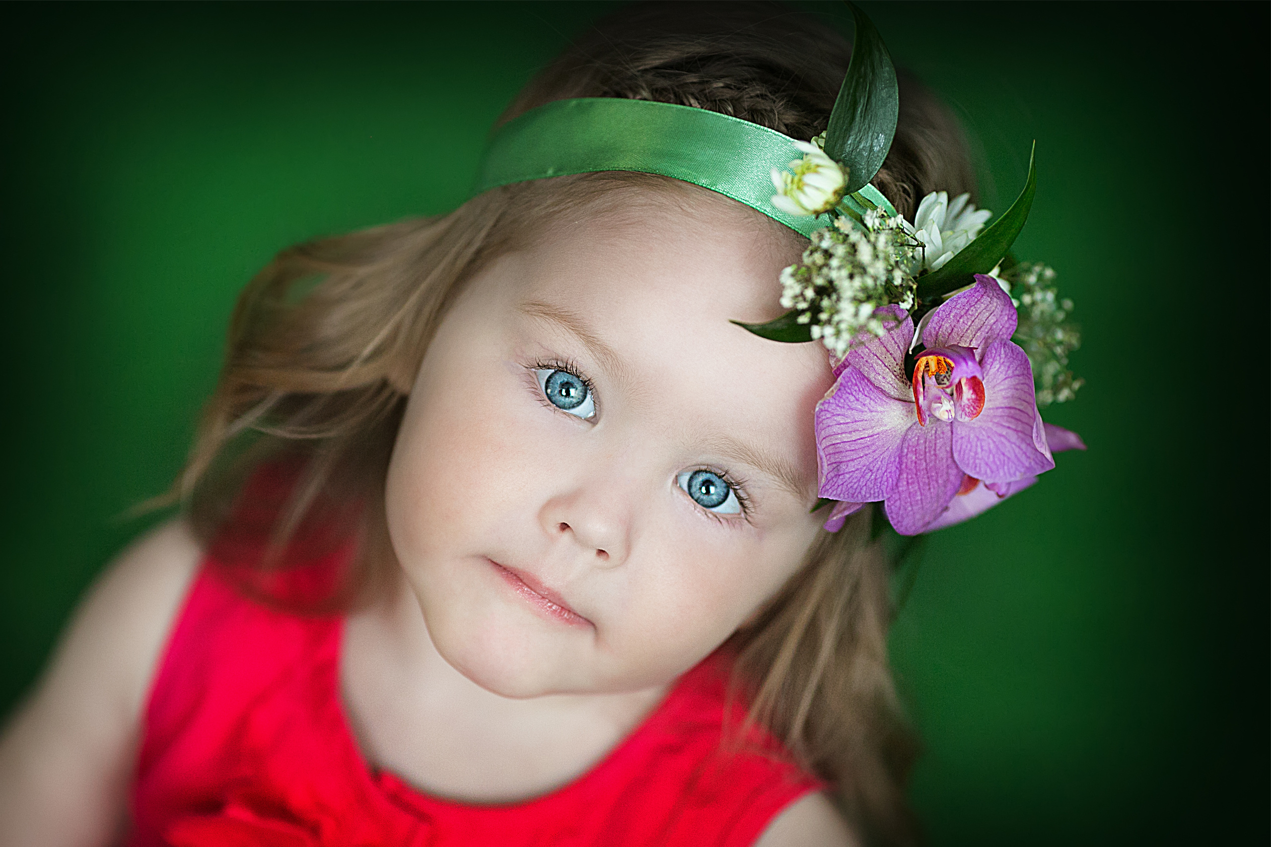 ДЕТИ. Фотопроект «Венок из живых цветов». Фотограф в Москве Оксана Цехмистер