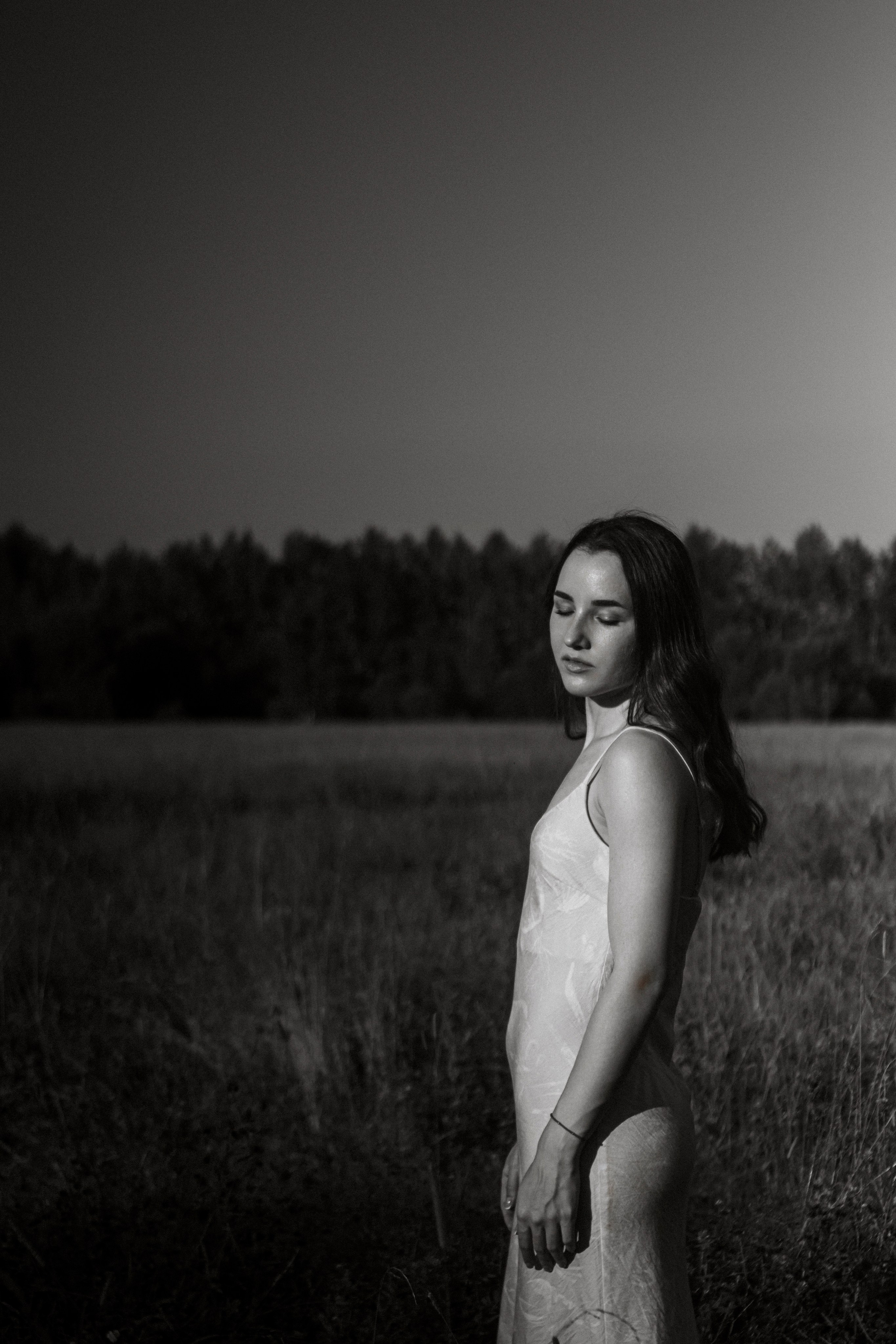 Поле. Платье. Дарья Устинова. Фотограф вашей души в Москве