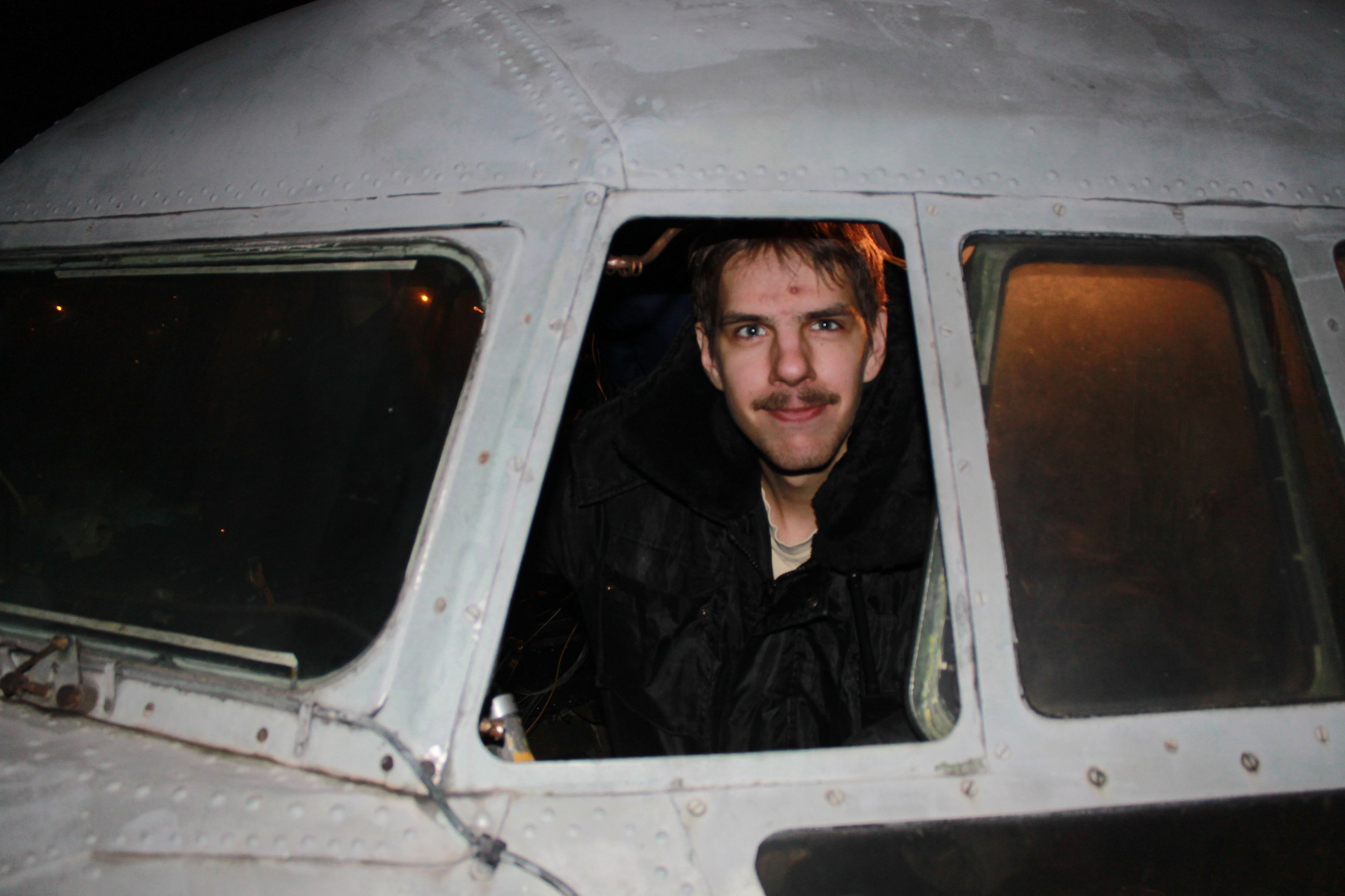 Ил-14Т «Голубая Мечта» работы в Тушино (2011 г.). Фотоальбом показывающий увлекательный мир авиации и мир медведей Андрея Иванова