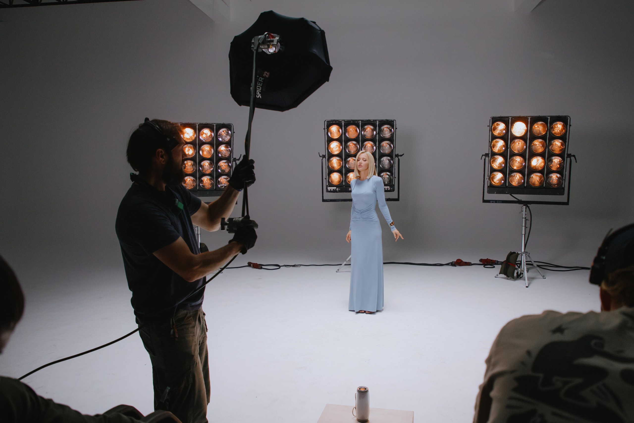 Съемка клипа Юлианны Карауловой и Бьянки. Фотограф в Москве и Санкт-Петербурге Дарина