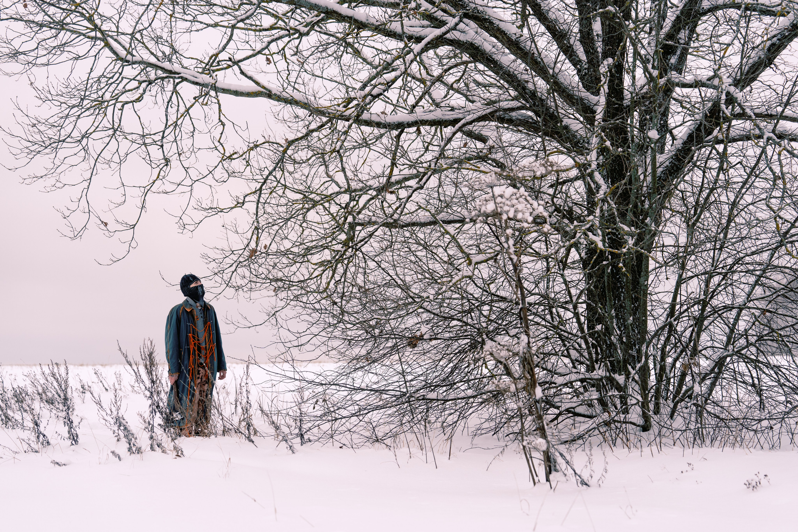 Loweliness. Backstage. @tomrus: Рустам Шагиморданов — фотограф
