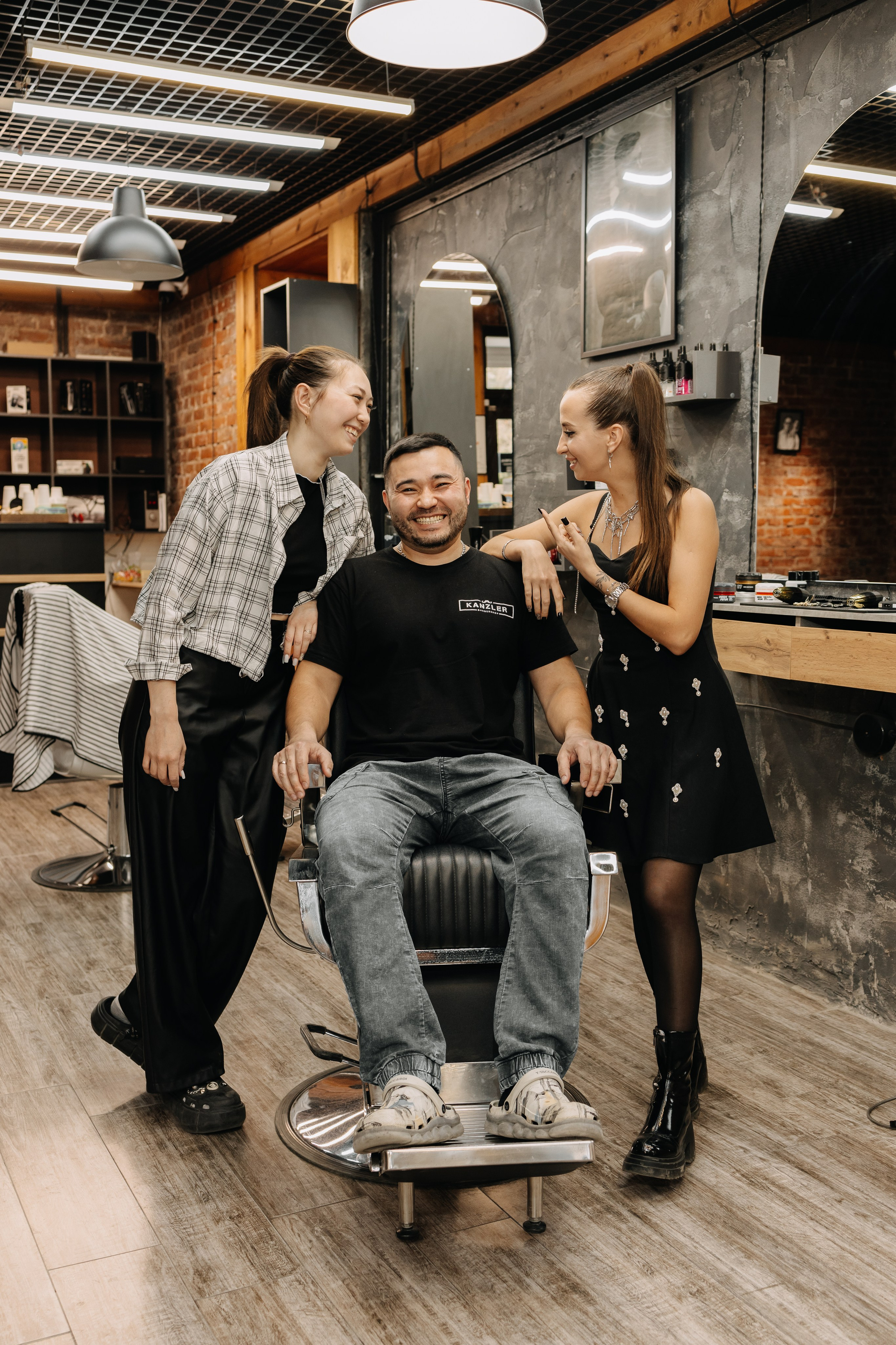 KANZLER. Свадебный и репортажный фотограф в Омске. Червоткин Никита