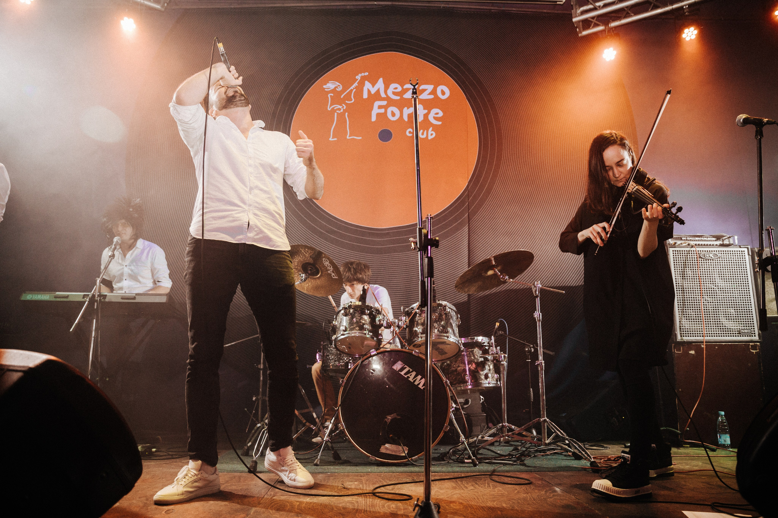 Концерт день дурака и разные люди. Свадебный и семейный фотограф Скрынник Светлана