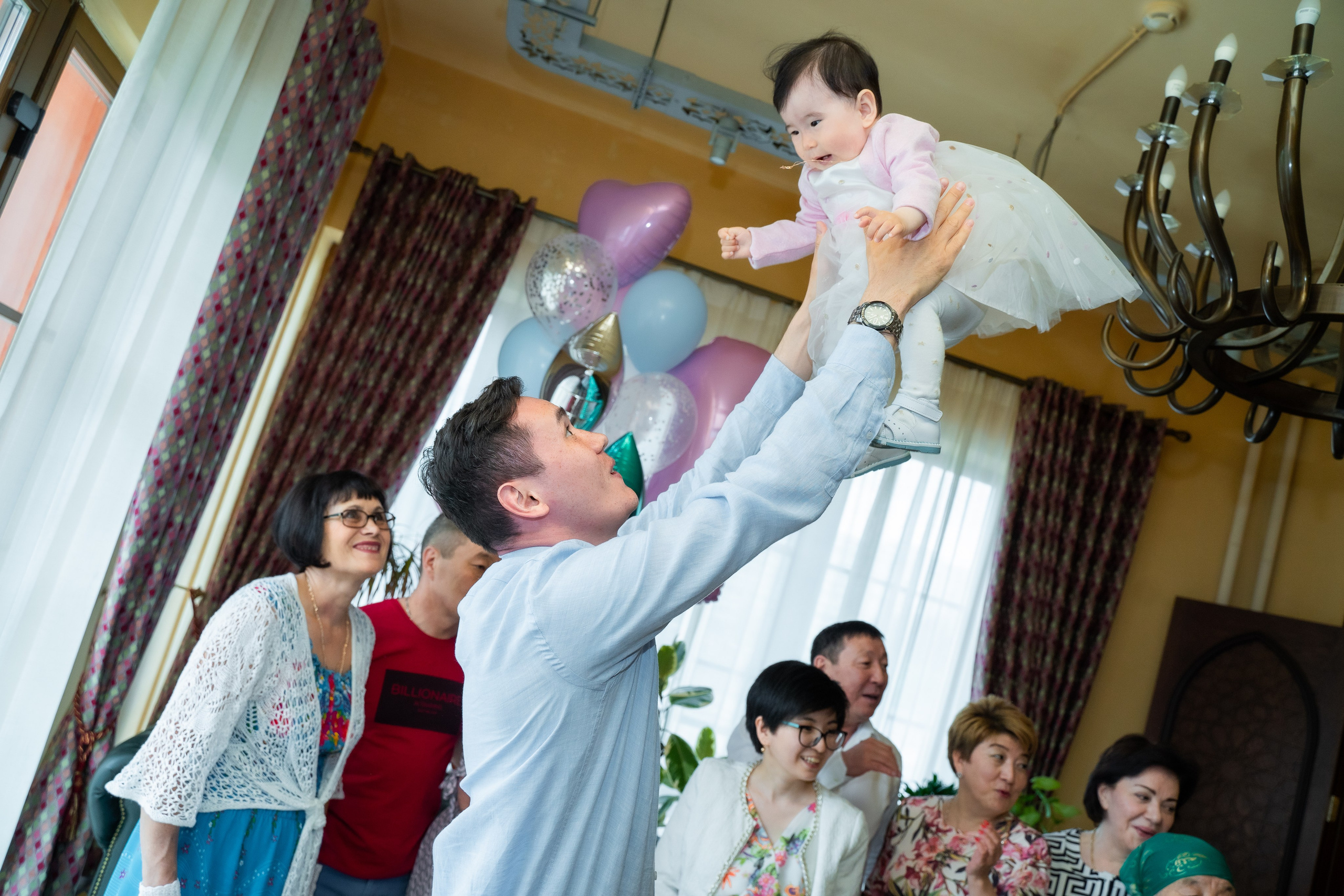 Фотограф на детский день рождения в Москве — заказать съемку праздника