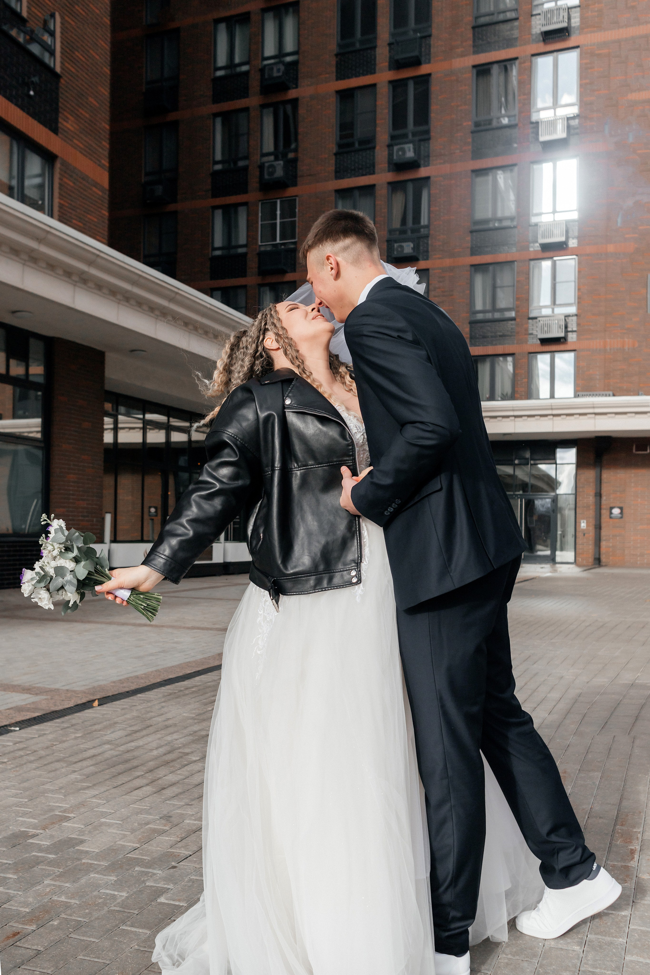 Ноябрьская свадьба в Сормовском ЗАГСе и в фотостудии Акт Первый. Свадебный фотограф и фотограф Love-Store в Нижнем Новгороде Анастасия