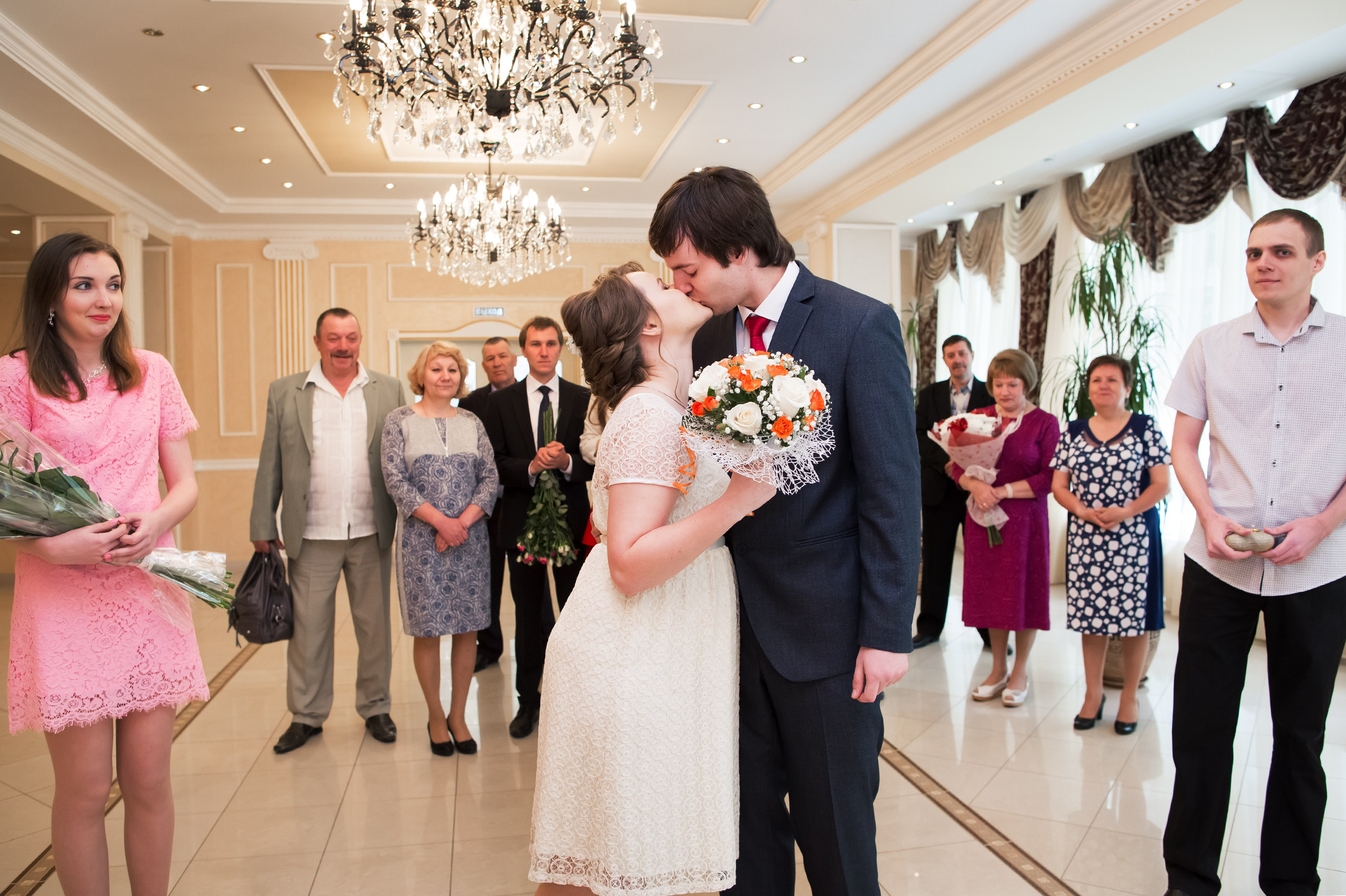 Саша и Лена. Репортажный, семейный и детский фотограф в Пензе и Заречном Арина Ермилова. Картины барельеф на заказ