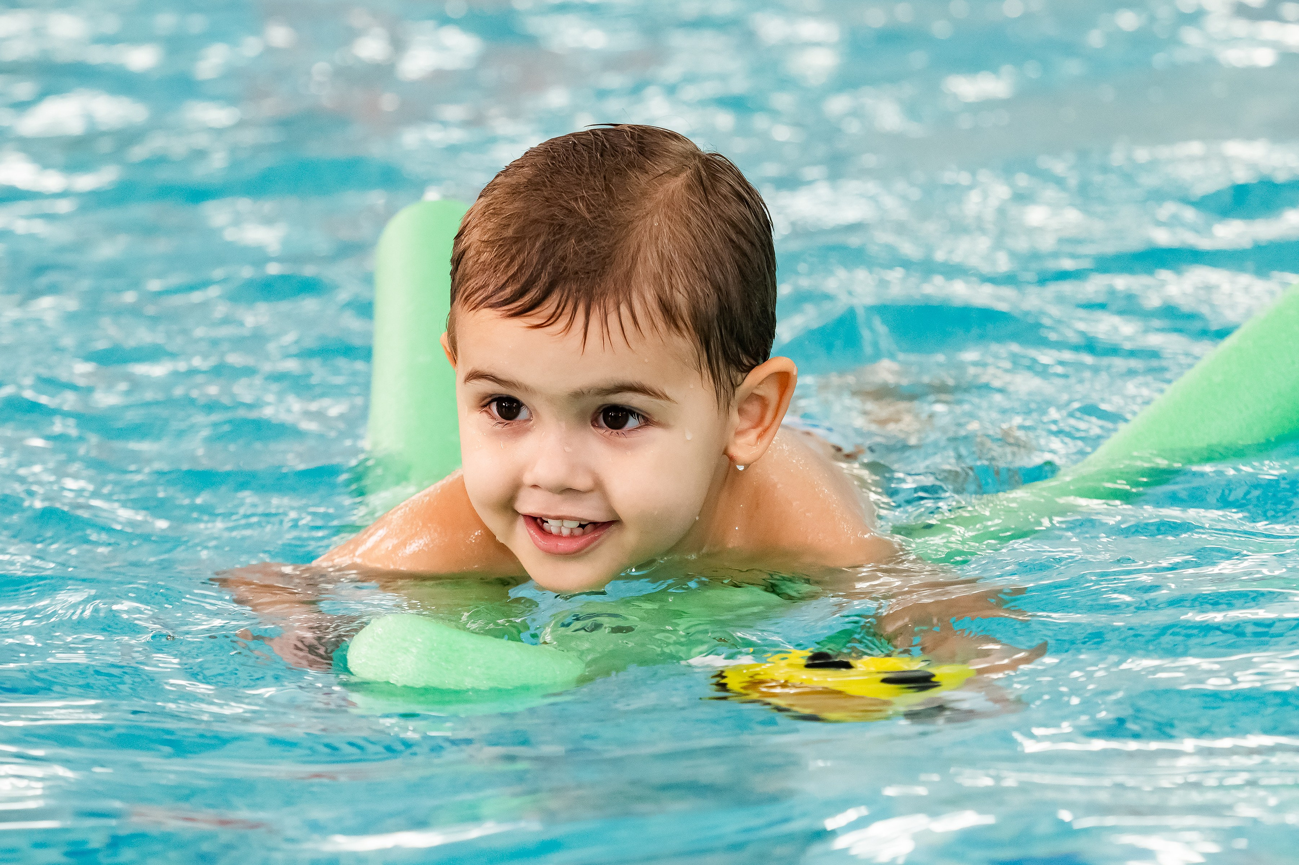 Грудничковое плавание. Репортажный, семейный и детский фотограф в Пензе и Заречном Арина Ермилова. Картины барельеф на заказ