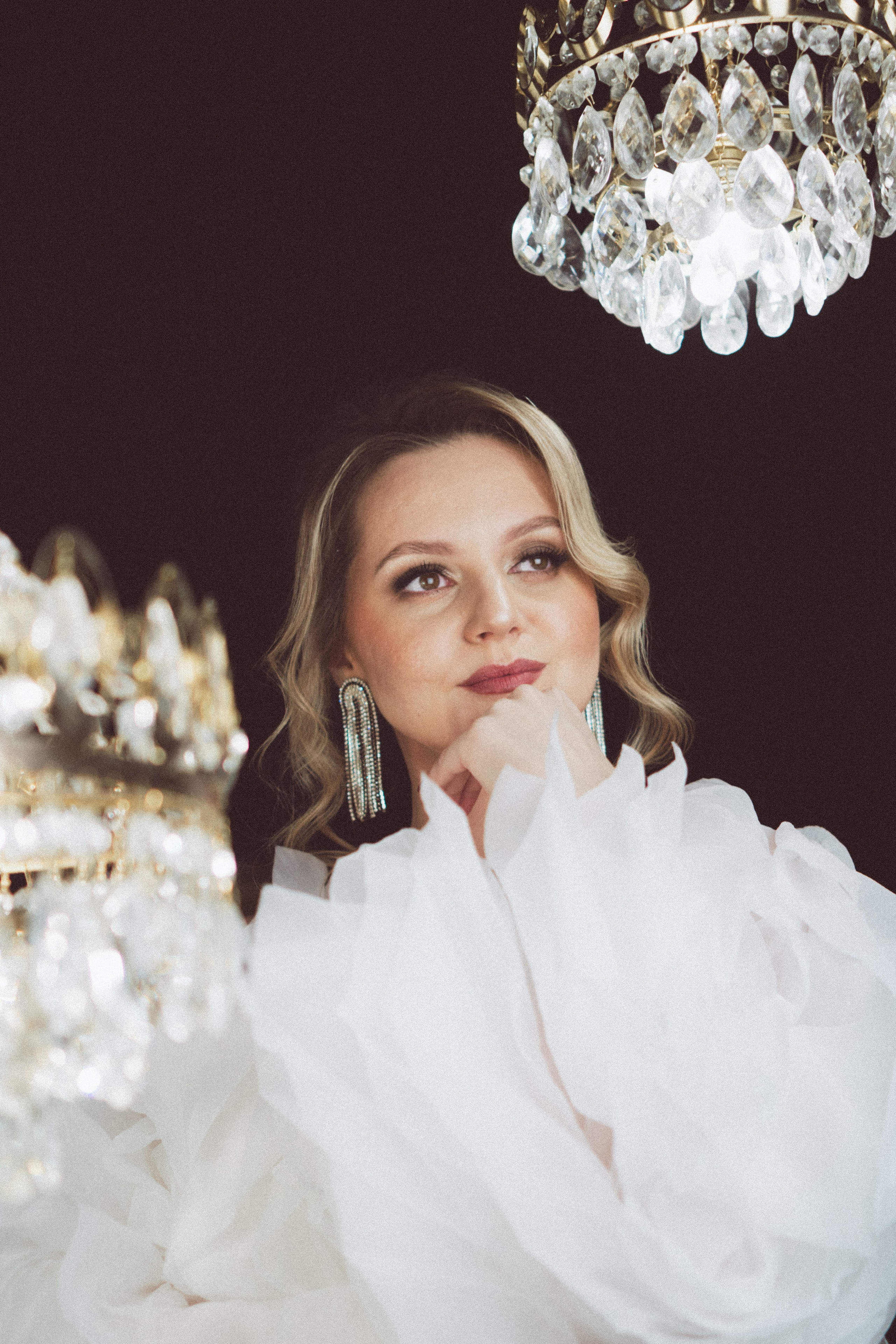 НОВОГОДНЯЯ ФОТОСЕСИИЯ В СТУДИИ ДЛЯ ДЕВУШКИ И ПРОГУЛКА ПО ЧЕРНЫШЕВСКОЙ. Профессиональный фотограф, Санкт-Петербург — Виктория Богомолова