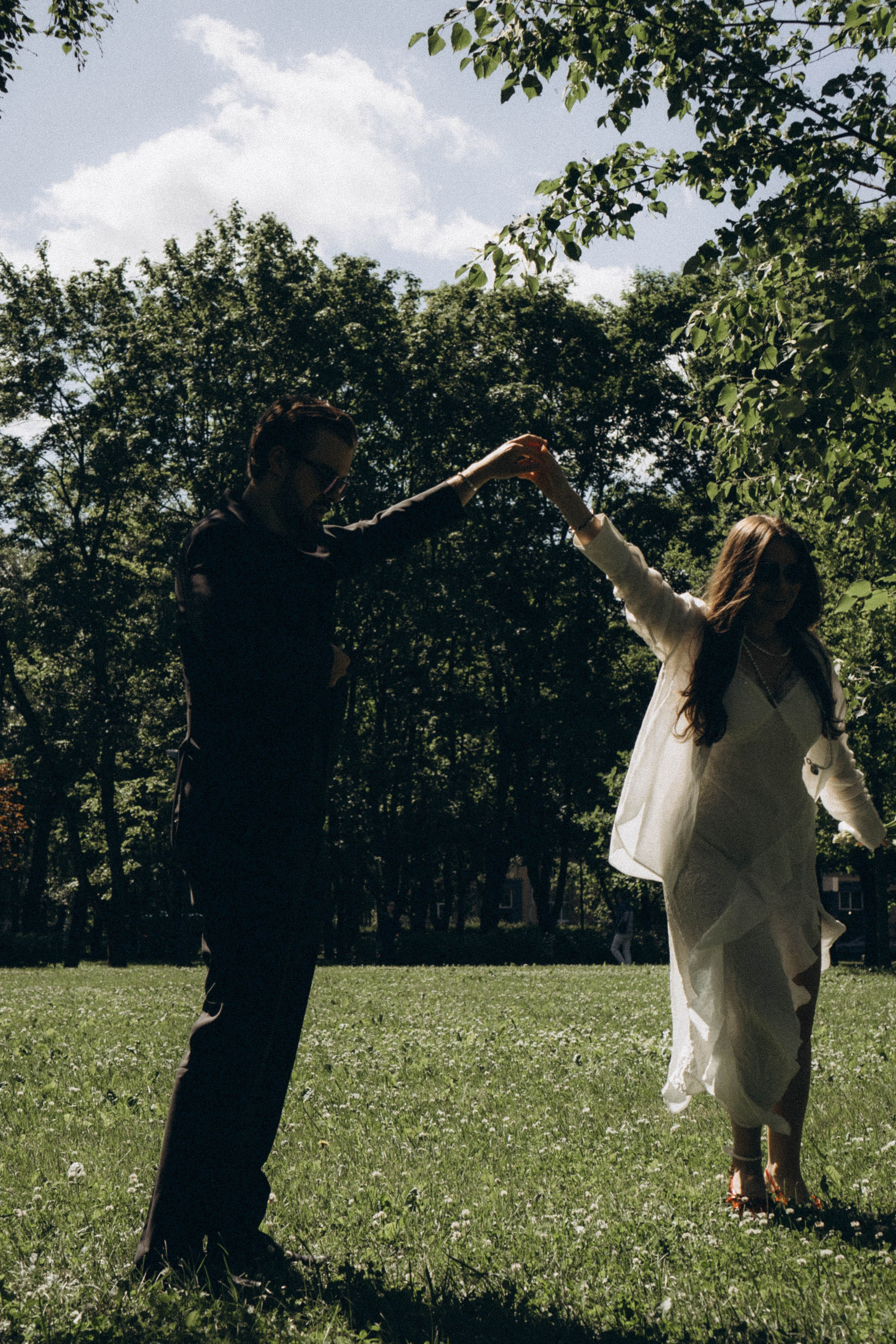 СВАДЕБНАЯ СЬЕМКА В ПАРКЕ ПОБЕДЫ И ПРОГУЛКА ПО МОСКОВСКОМУ ПРОСПЕКТУ. Профессиональный фотограф, Санкт-Петербург — Виктория Богомолова