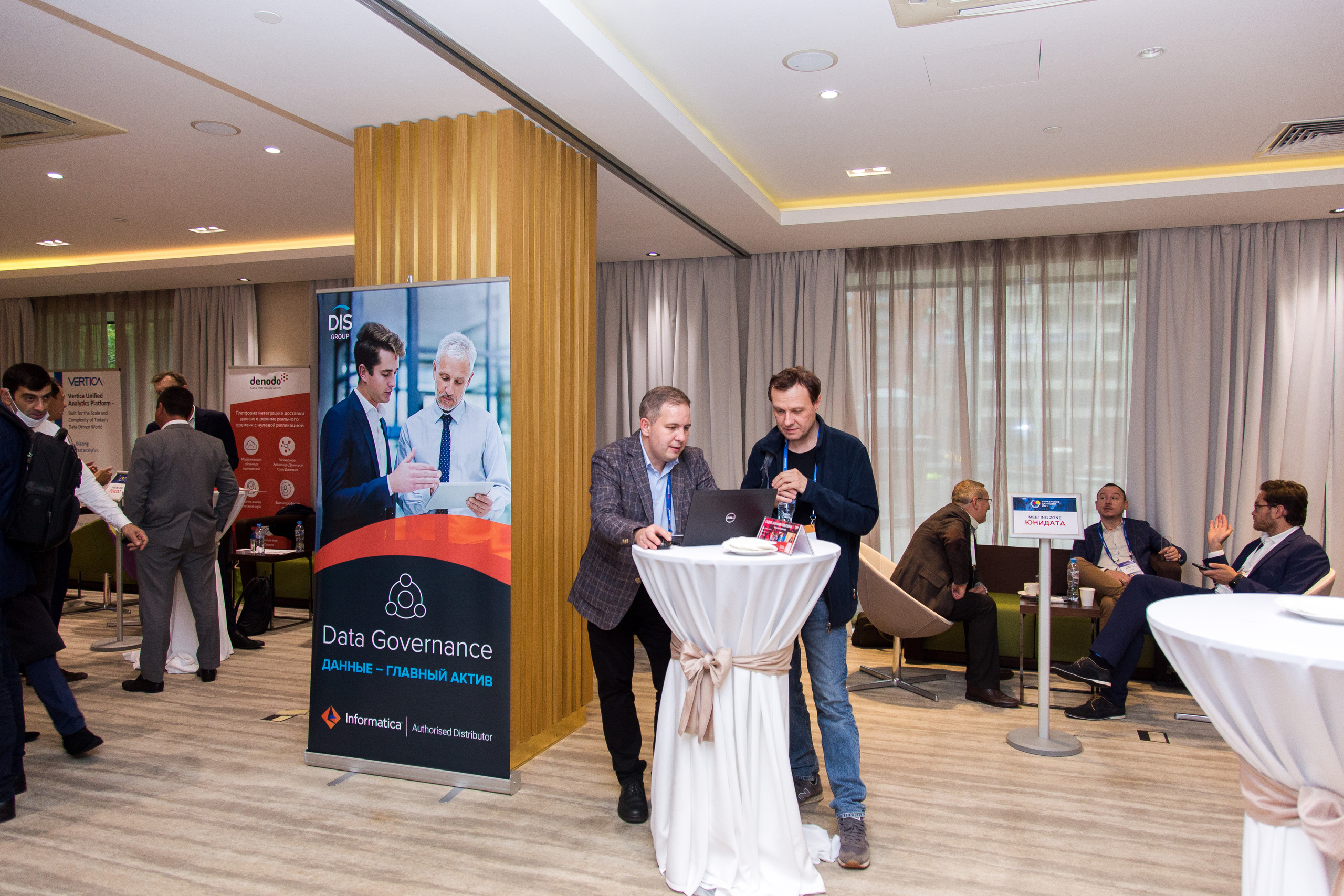 Управление данными. Виктория Еремина — фотограф и видеограф в Москве