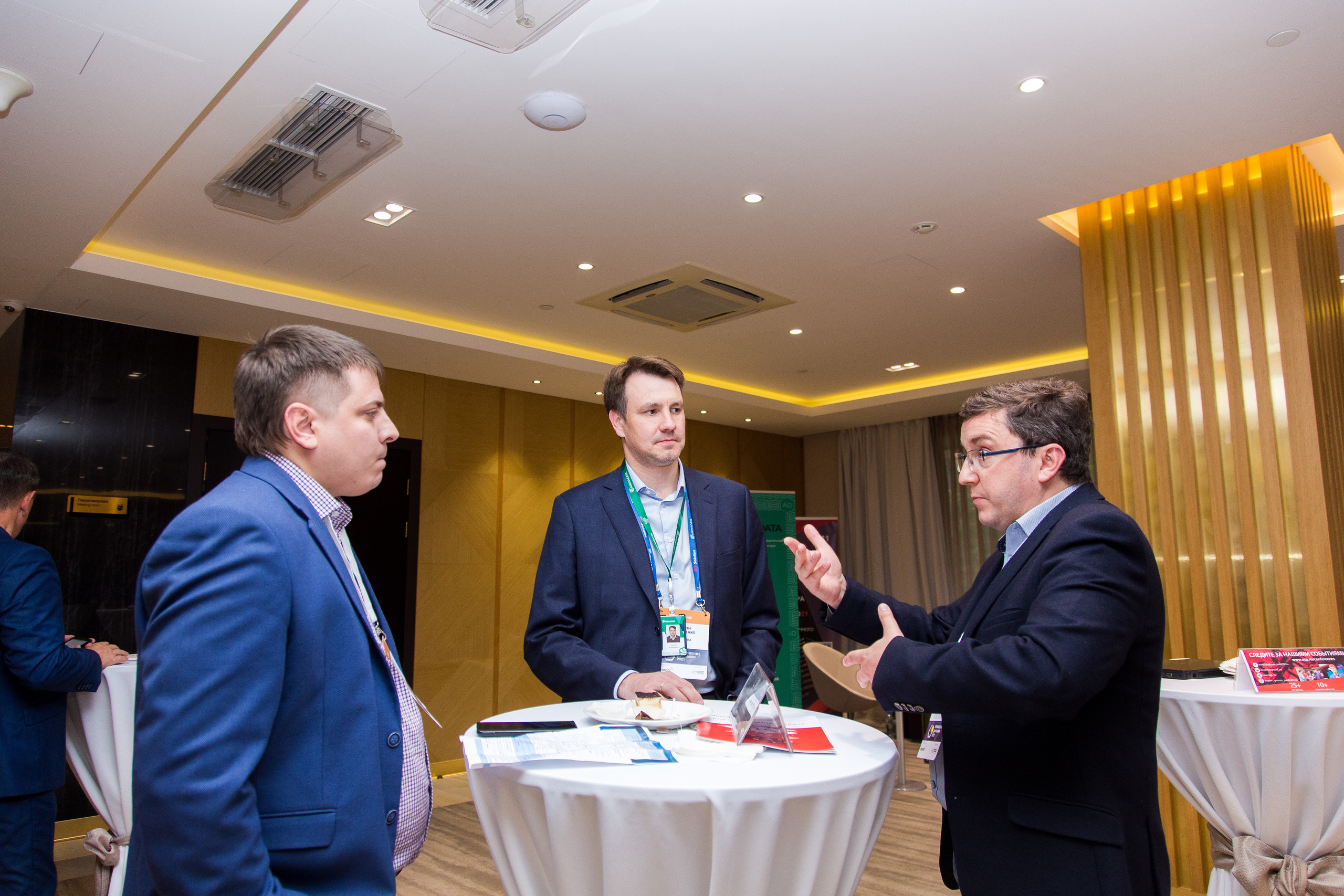 Управление данными. Виктория Еремина — фотограф и видеограф в Москве