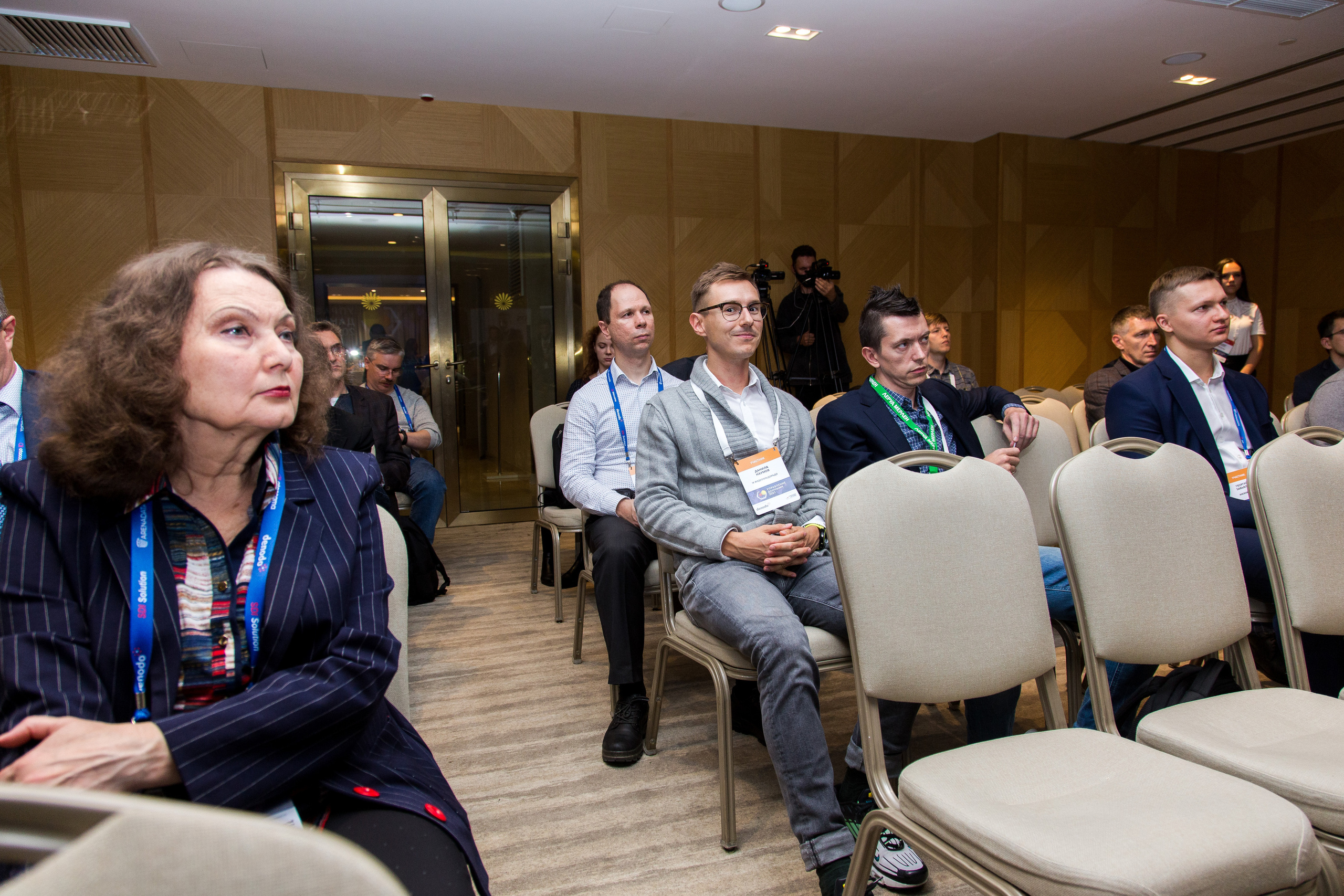 Управление данными. Виктория Еремина — фотограф и видеограф в Москве