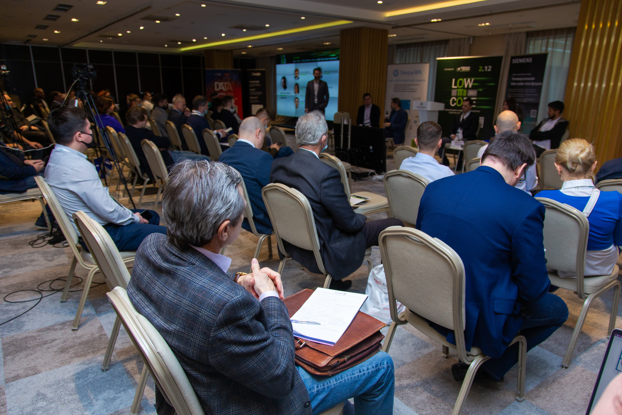 Low Code. Виктория Еремина — фотограф и видеограф в Москве