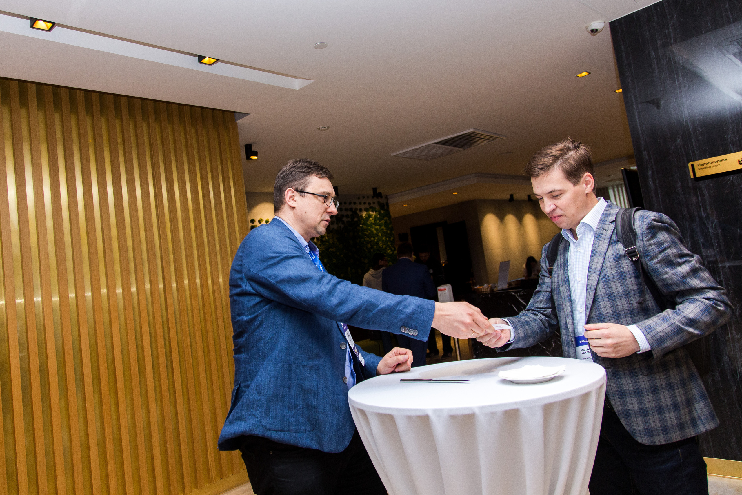 Управление данными. Виктория Еремина — фотограф и видеограф в Москве