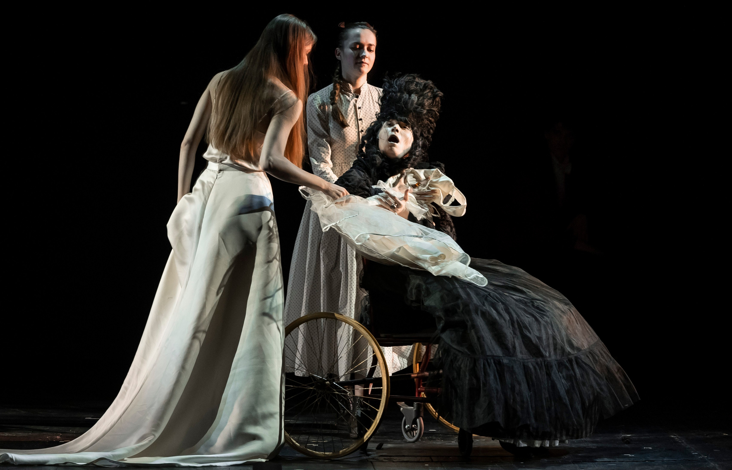 «Не от мира сего» фестиваль «Твой шанс. ГИТИС fest». Балетный фотограф Москва Майоров Николай