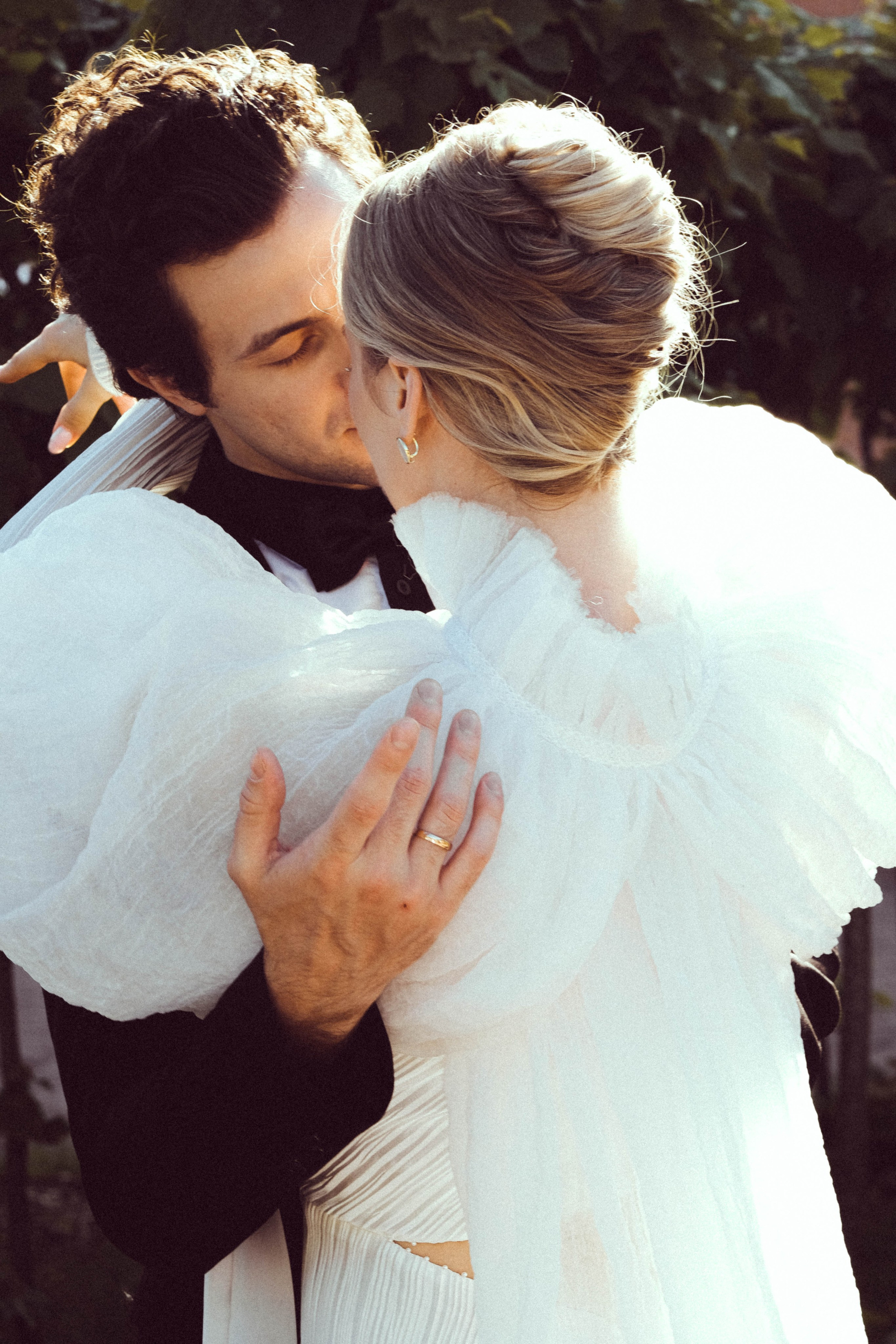 СВАДЕБНАЯ СЬЕМКА В ПАРКЕ ОРАНИЕНБАУМ. Профессиональный фотограф, Санкт-Петербург — Виктория Богомолова