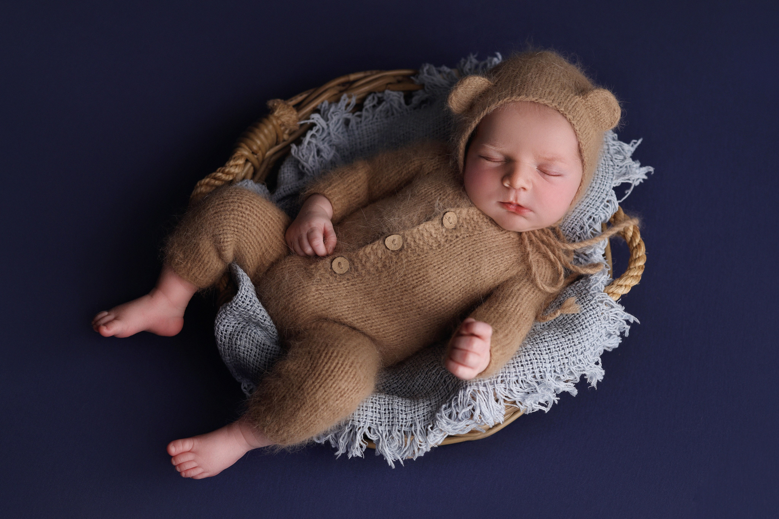 Новорожденные. Семейный фотограф и фотограф новорожденных в Санкт-Петербурге Алевтина