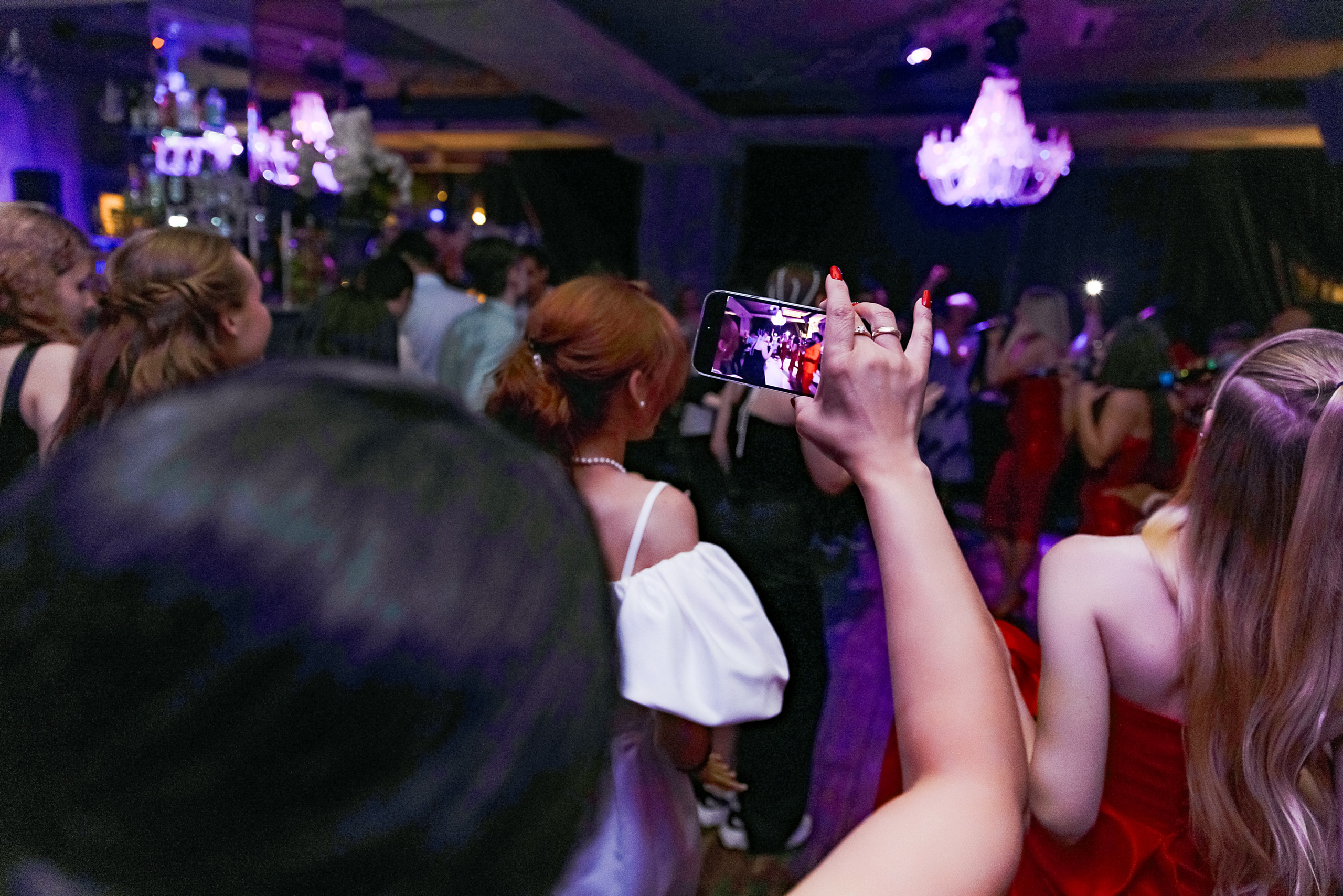 11 класс Гимназия 69. Фотограф и Видеограф в Краснодаре Юлия Солодченко