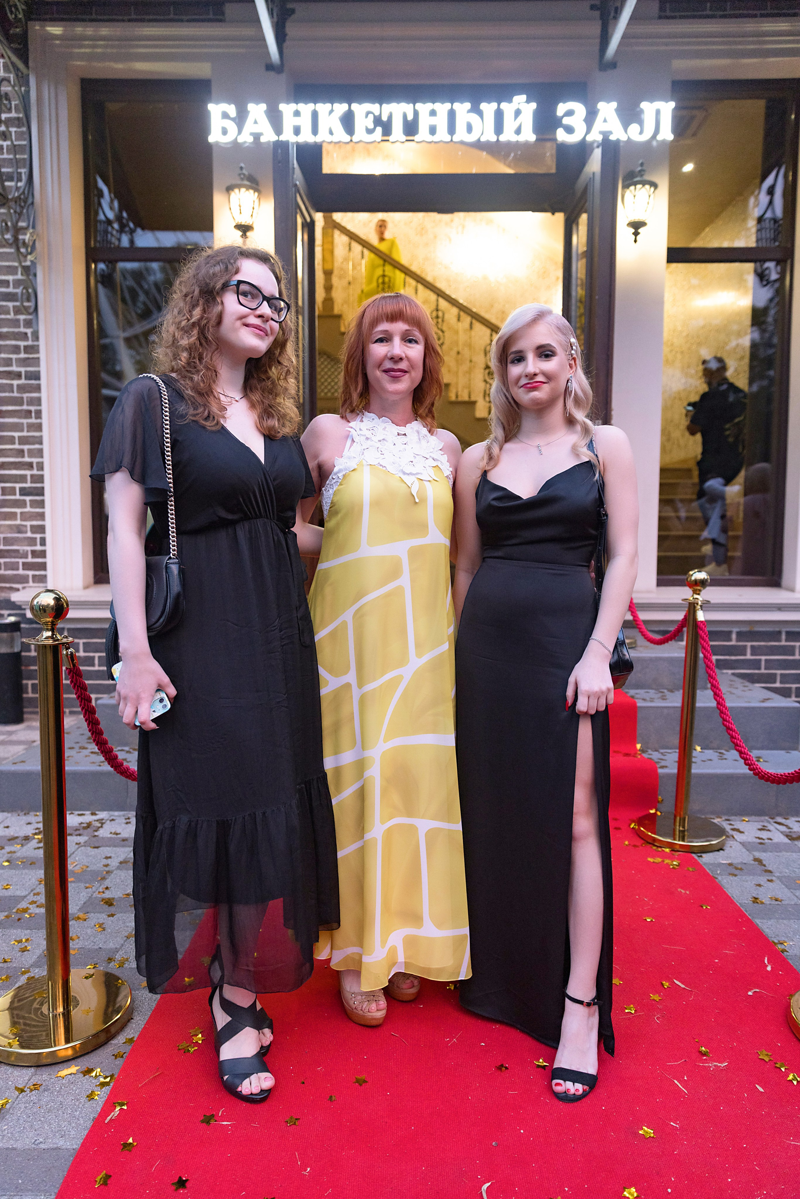 11 класс 48 лицей. Фотограф и Видеограф в Краснодаре Юлия Солодченко