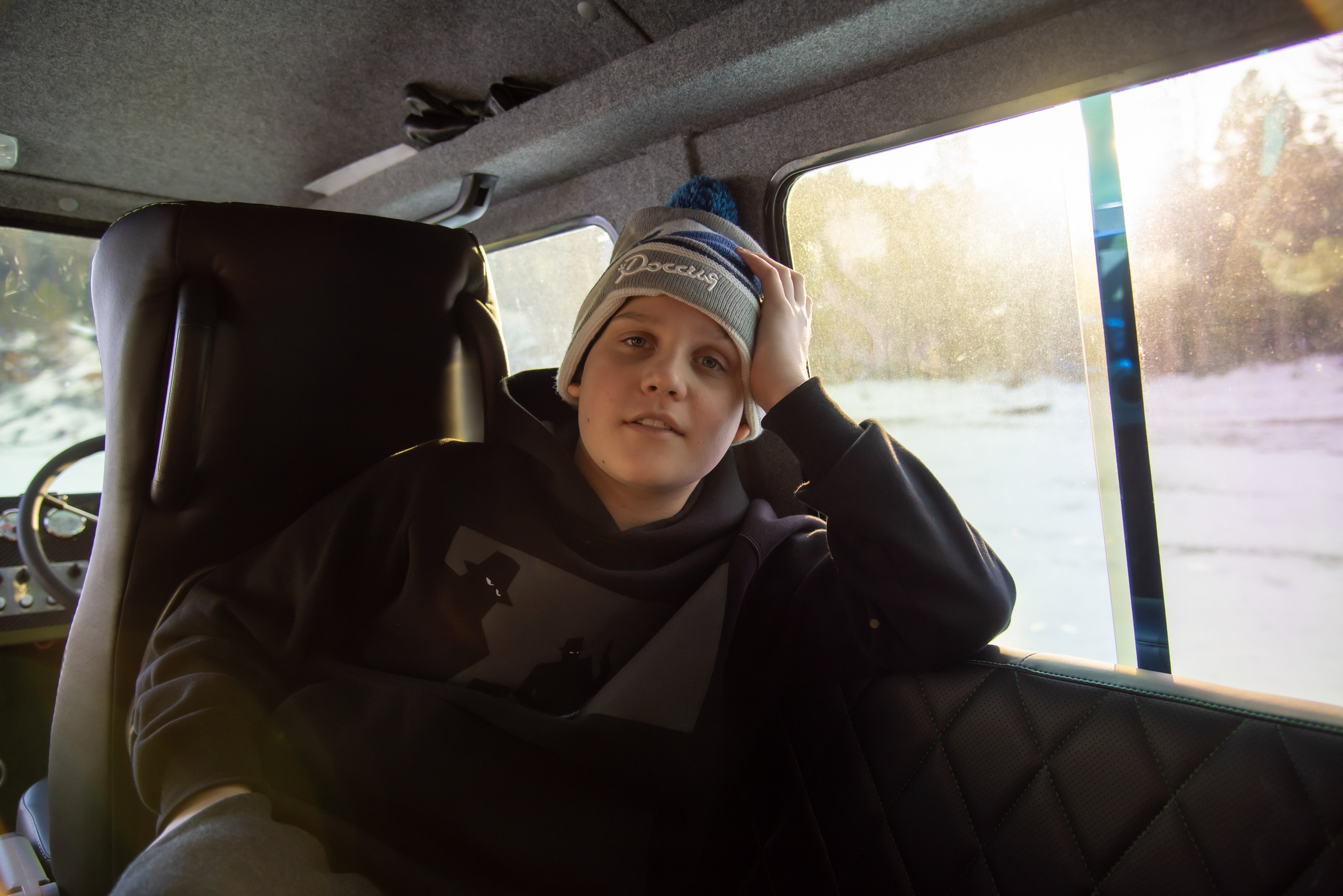 Большое Голоустное. Байкал. Занимаюсь профессиональной фотографией и живу рядом с Байкалом. Работаю в разных жанрах