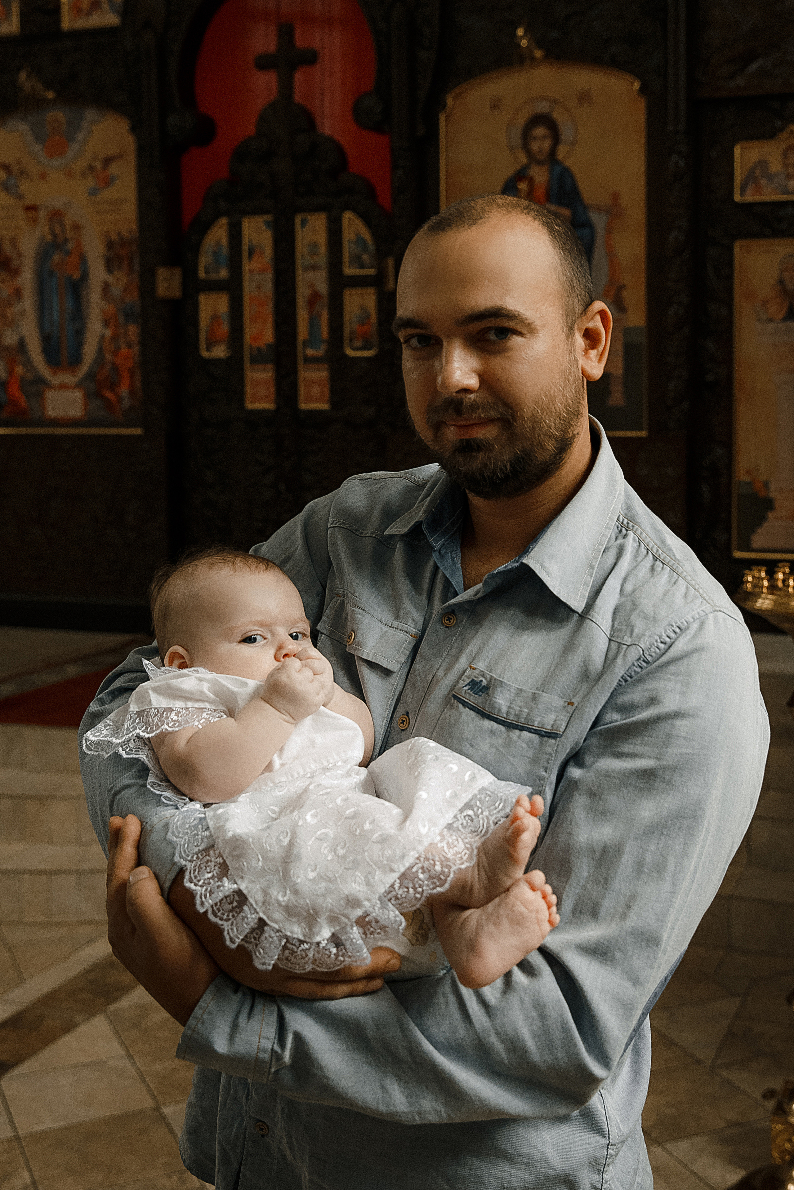 Крещение в Храме в честь иконы Пресвятой Богородицы «Всех скорбящих радость». Свадебный и семейный фотограф в Саратове Виолетта Привалова