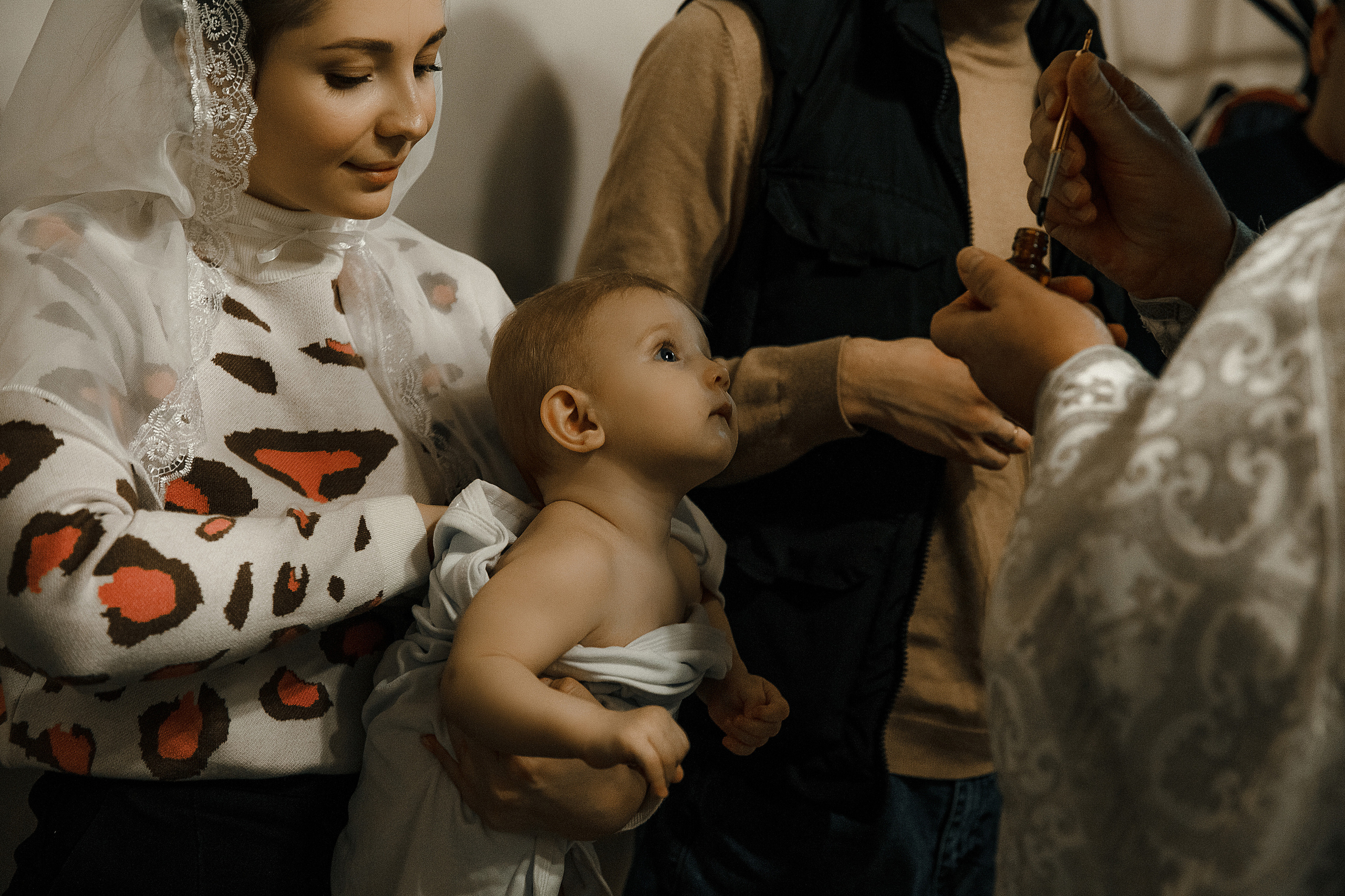 Крещение малышки Ксении в «Духосошественском» соборе. Свадебный и семейный фотограф в Саратове Виолетта Привалова