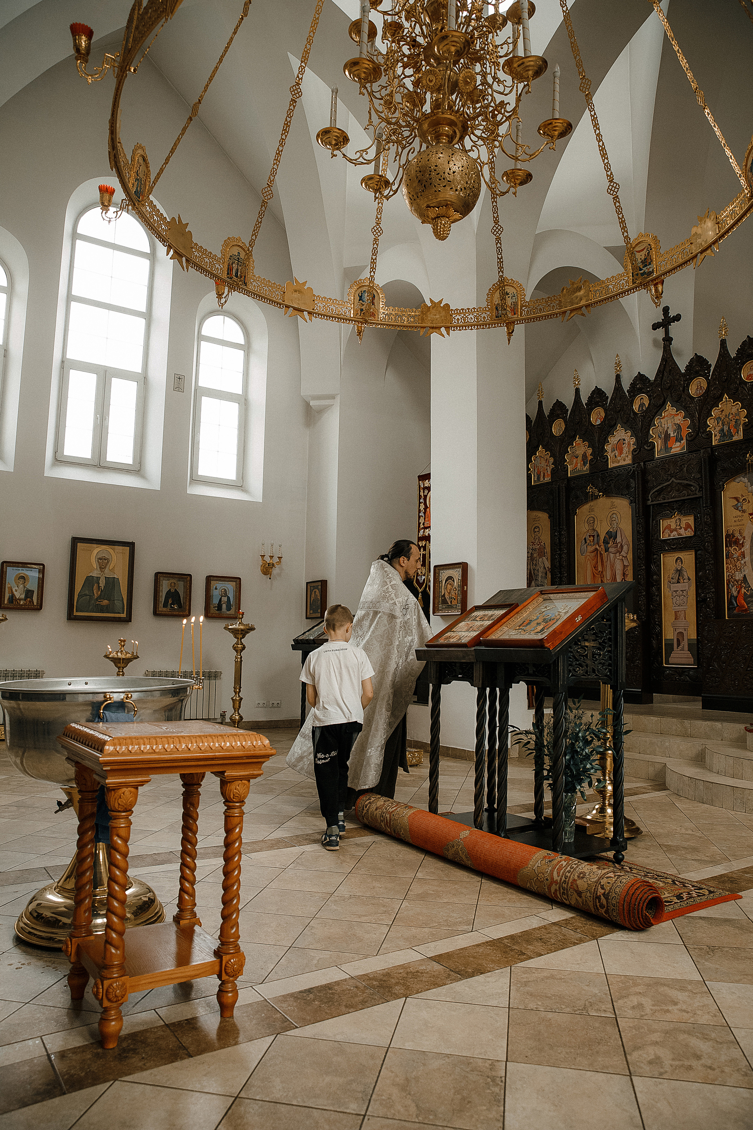 Крещение в Храме в честь иконы Пресвятой Богородицы «Всех скорбящих радость». Свадебный и семейный фотограф в Саратове Виолетта Привалова