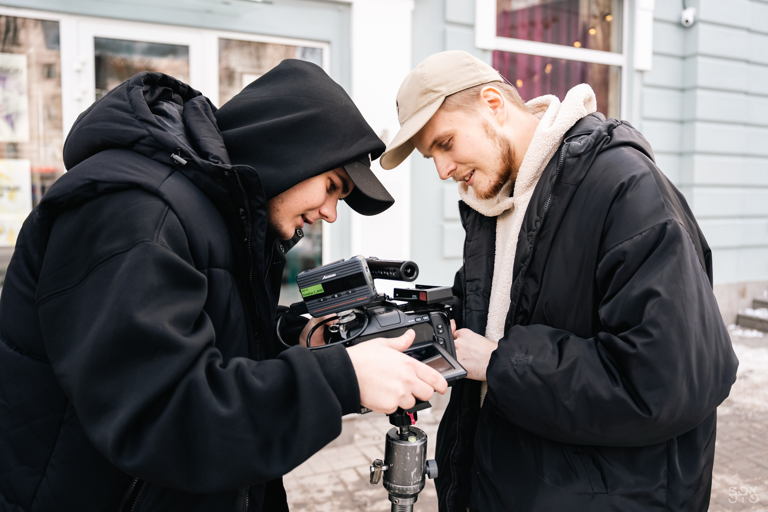 Видеопродакшн BACKED ROLL