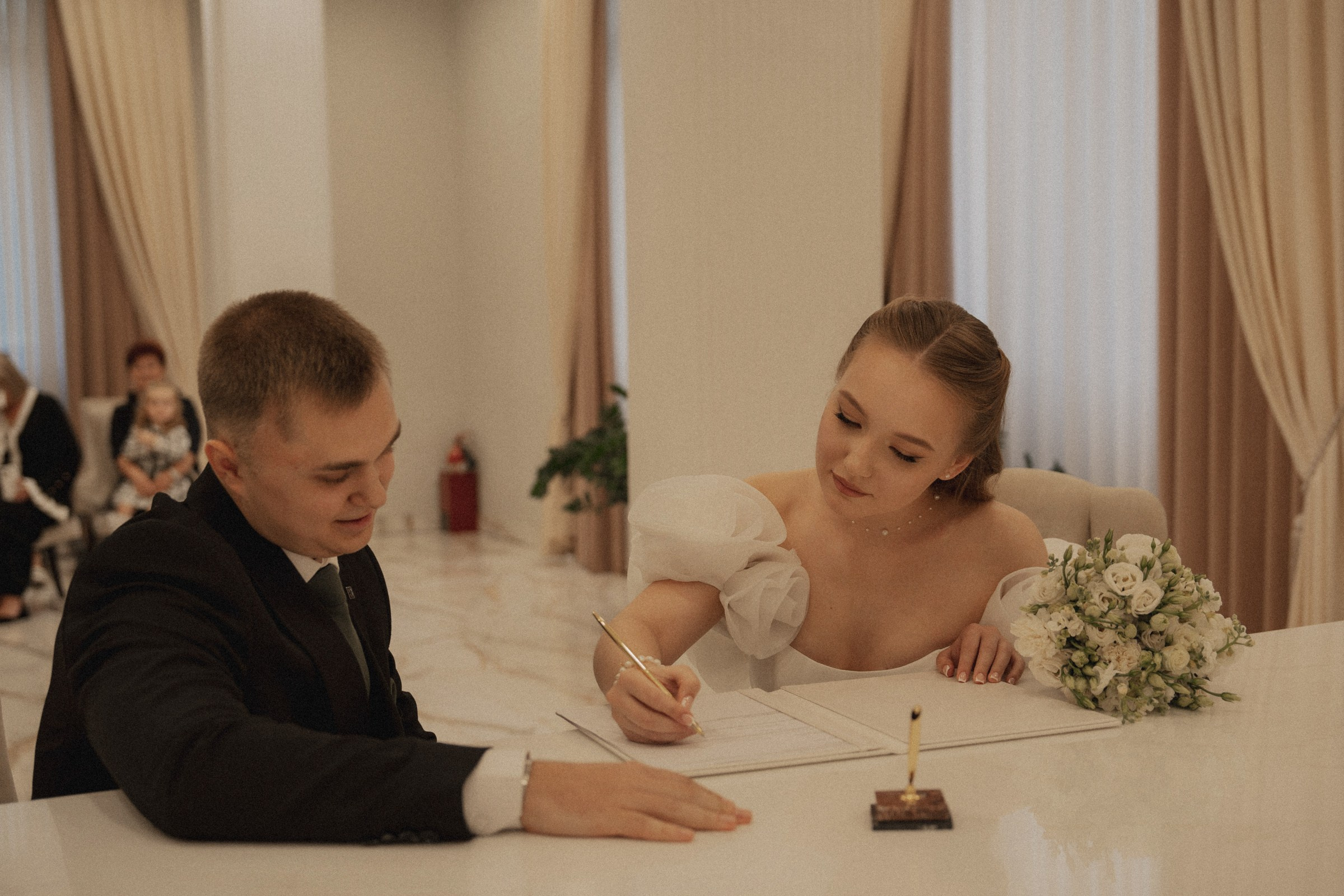 К ♡ Е — Нежные слезы клятвы (Царицыно). Свадебный и портретный фотограф в Москве, Светлана Янковая