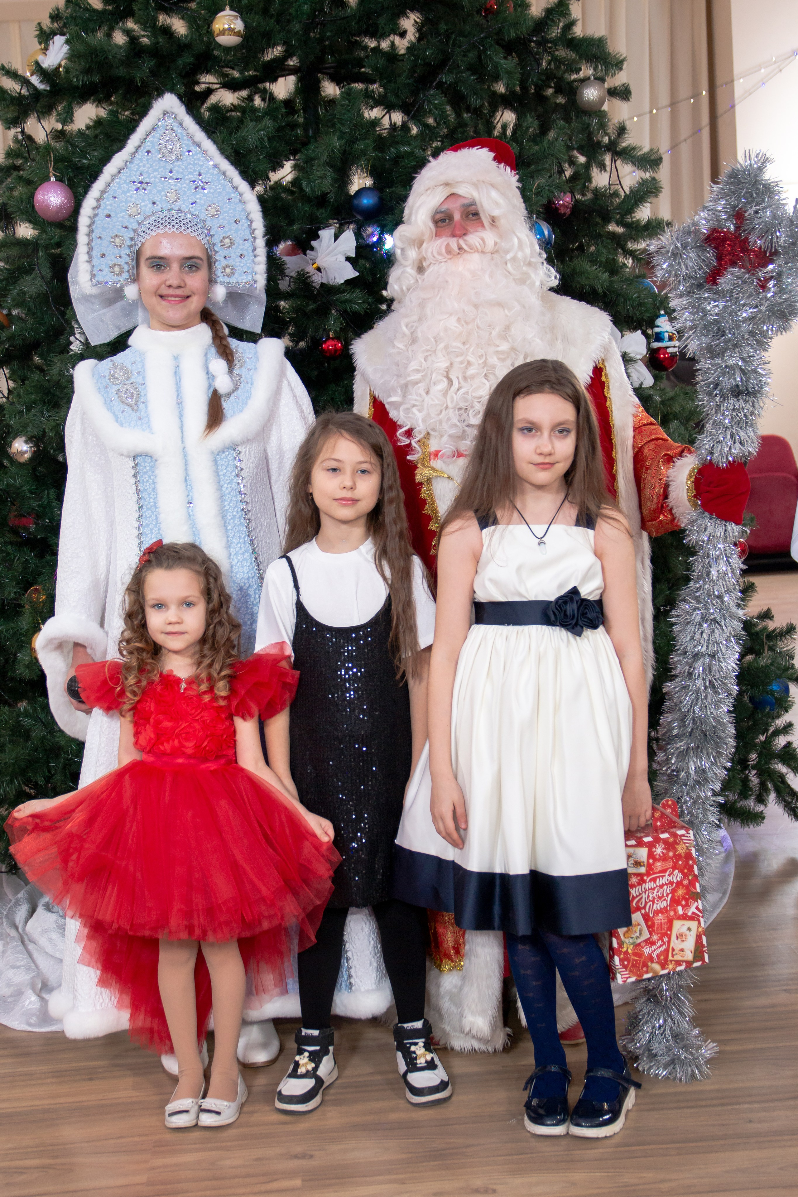 Новогодный утренник ДК Строитель г. Новоалександровск 23.12.2023. Главная