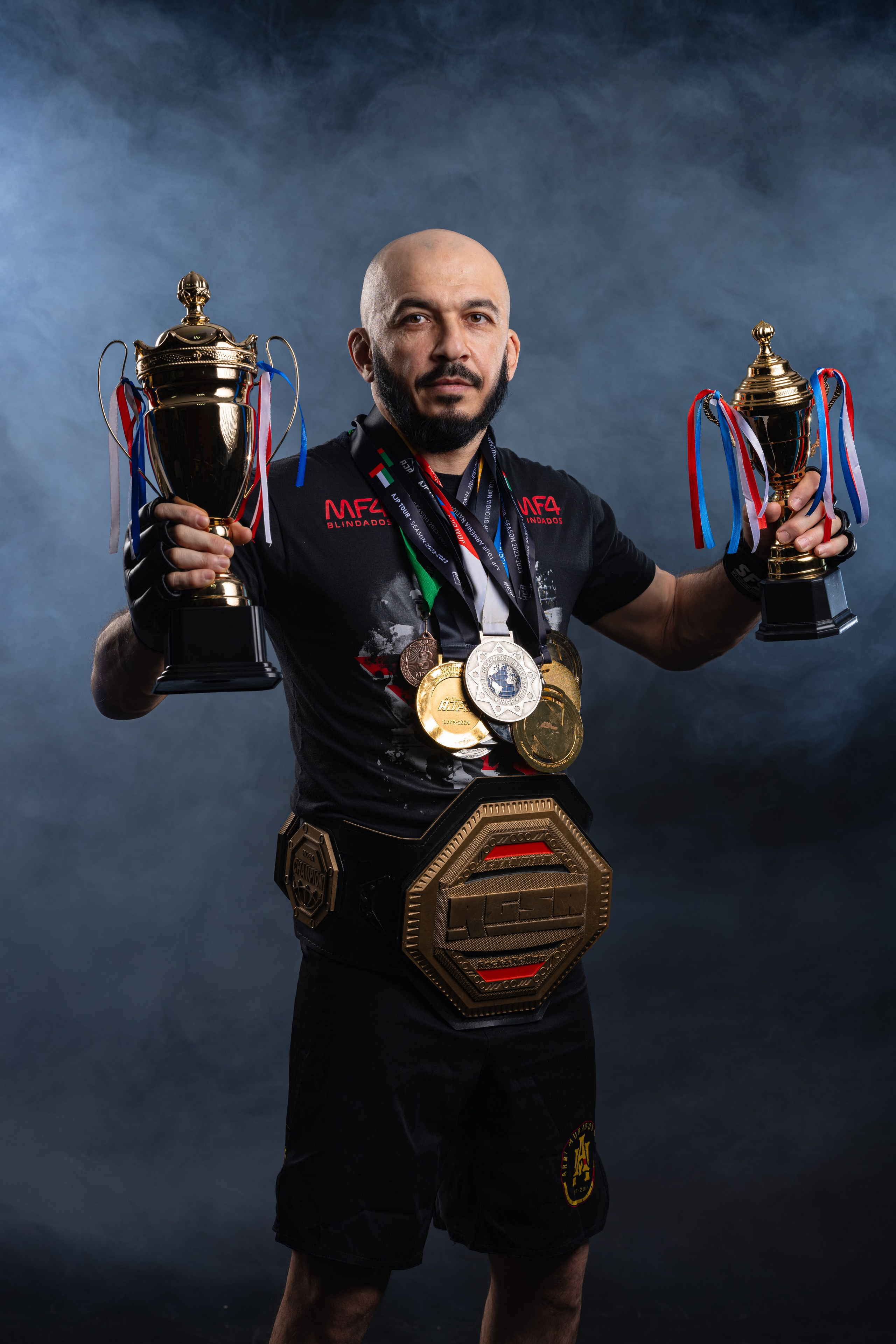 MMA. Студийный и свадебный фотограф в Грозном Махашев Харон