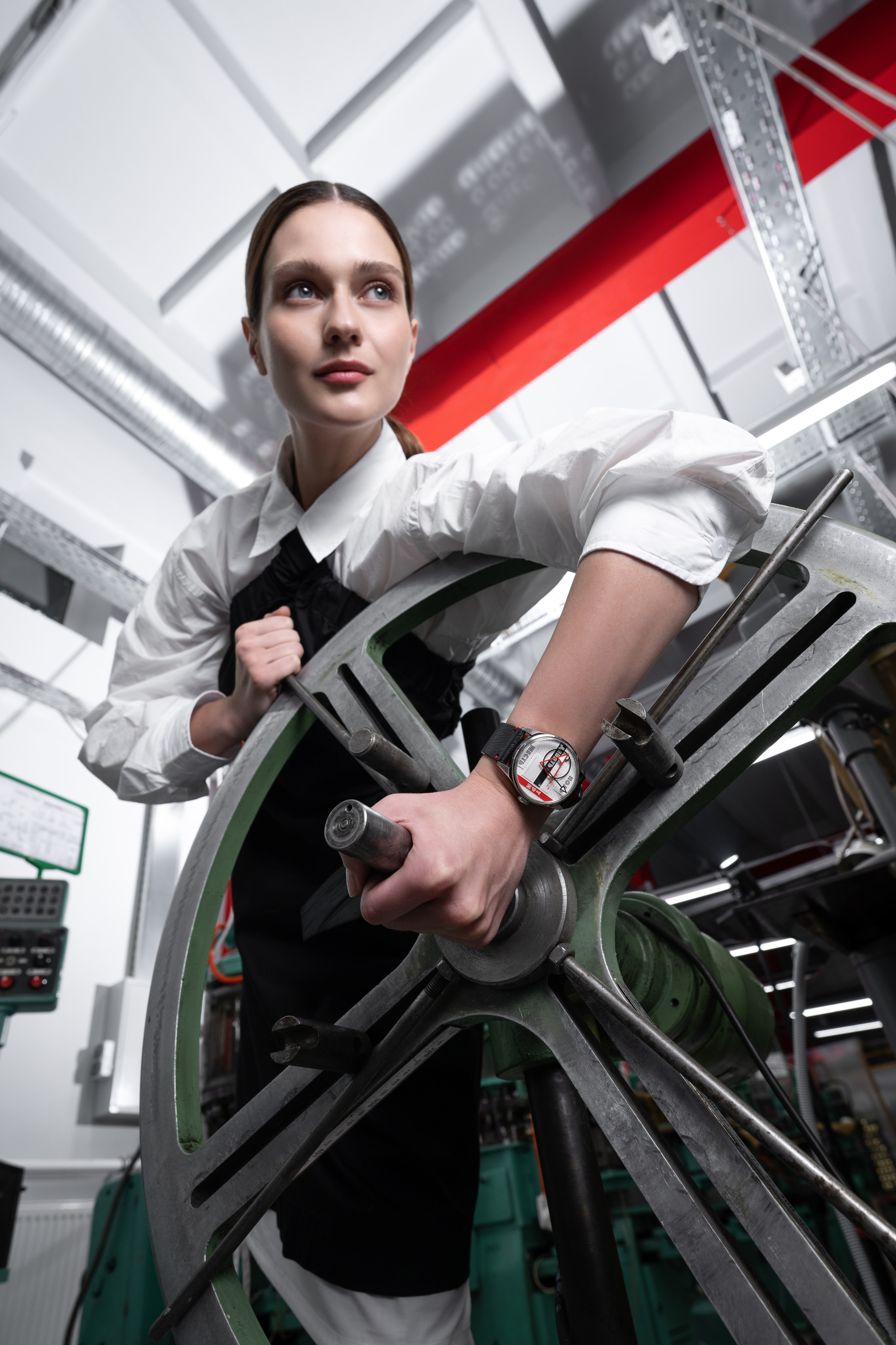 Ph: Anton Sokolov                                                                                                  Retoucher: @retouch.komissarova  