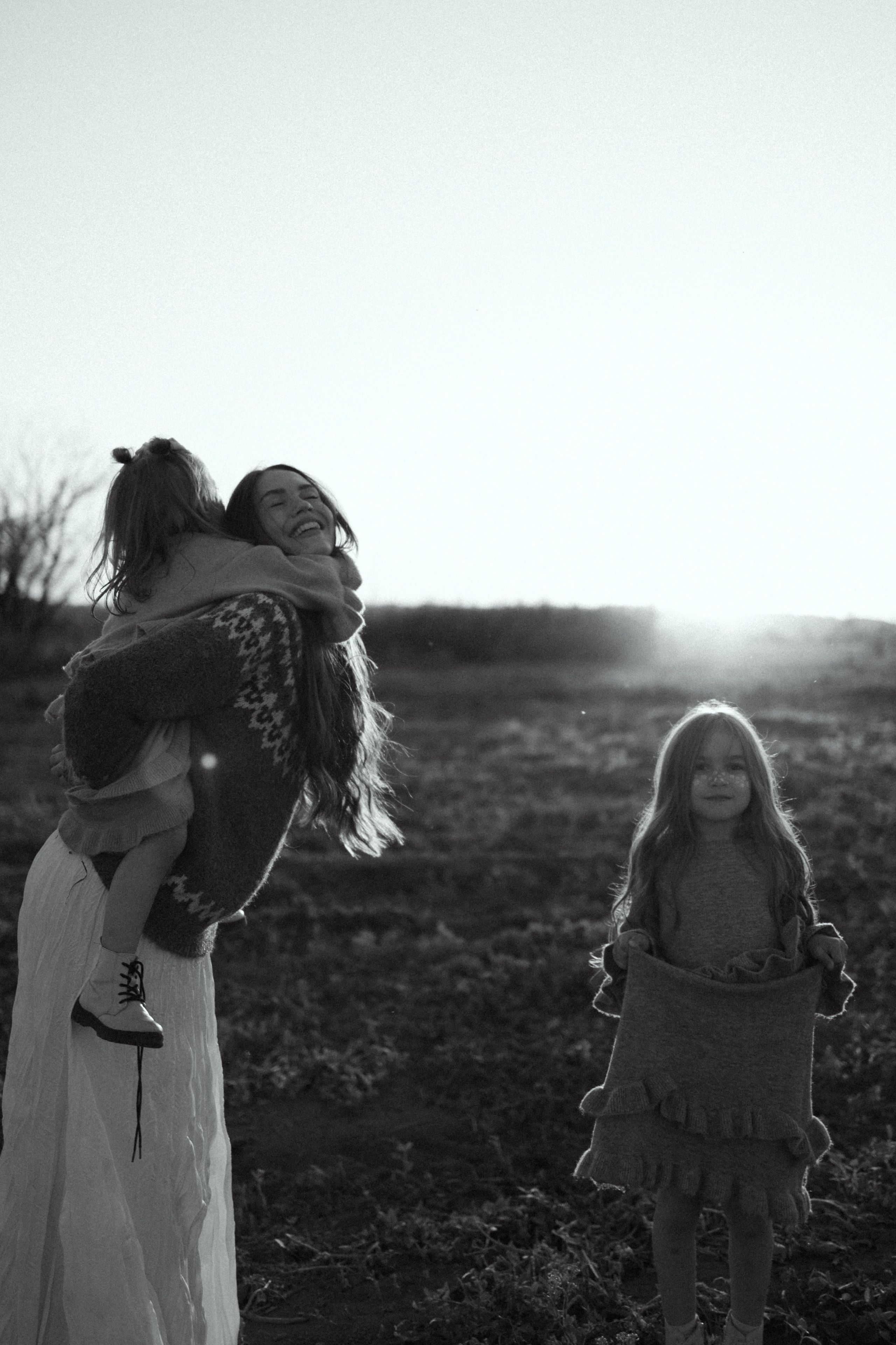 Поле, ромашки и воздушный змей. Семейный фотограф Москва Юлиана Фетисова
