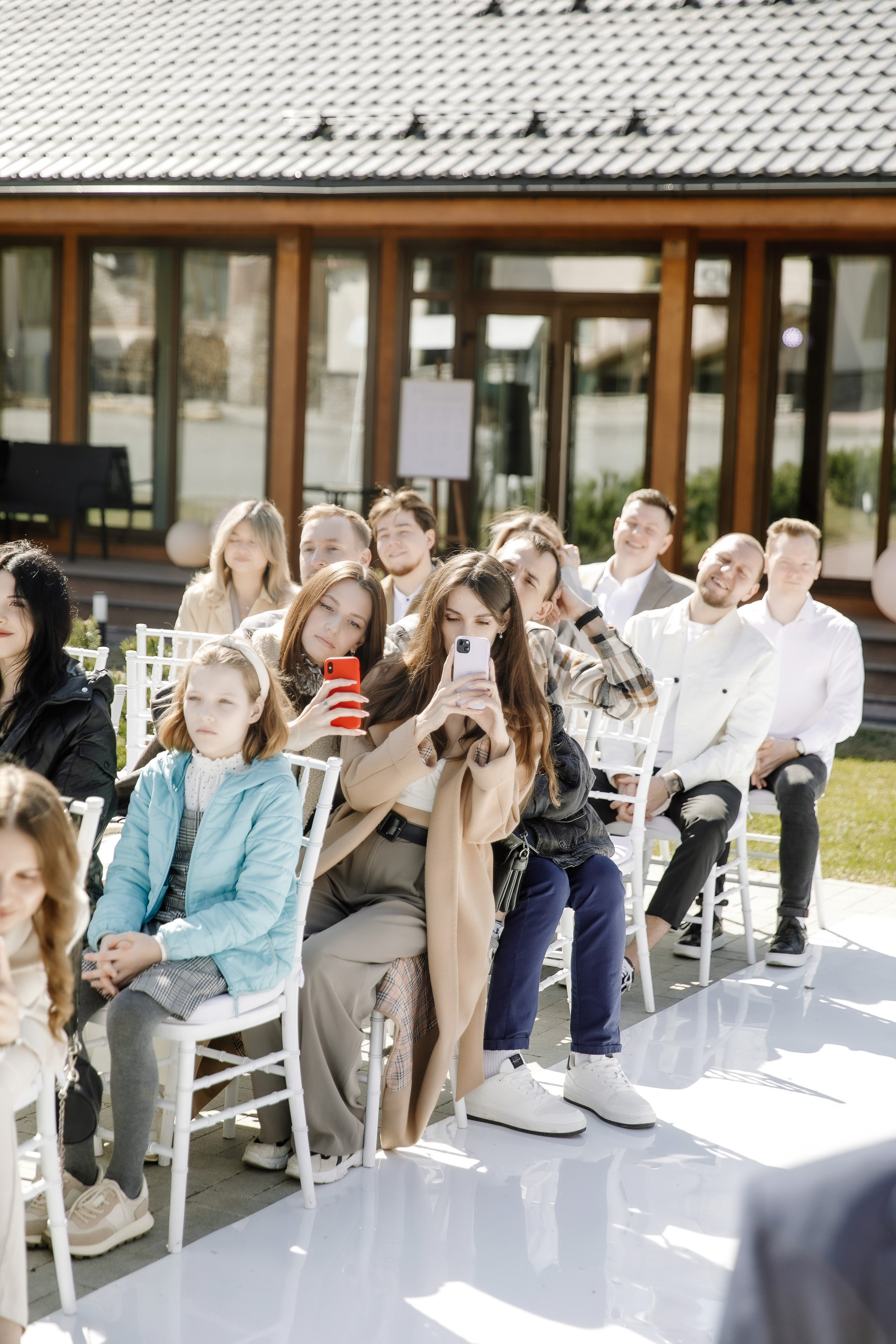 Ганс и Энджи. Главная