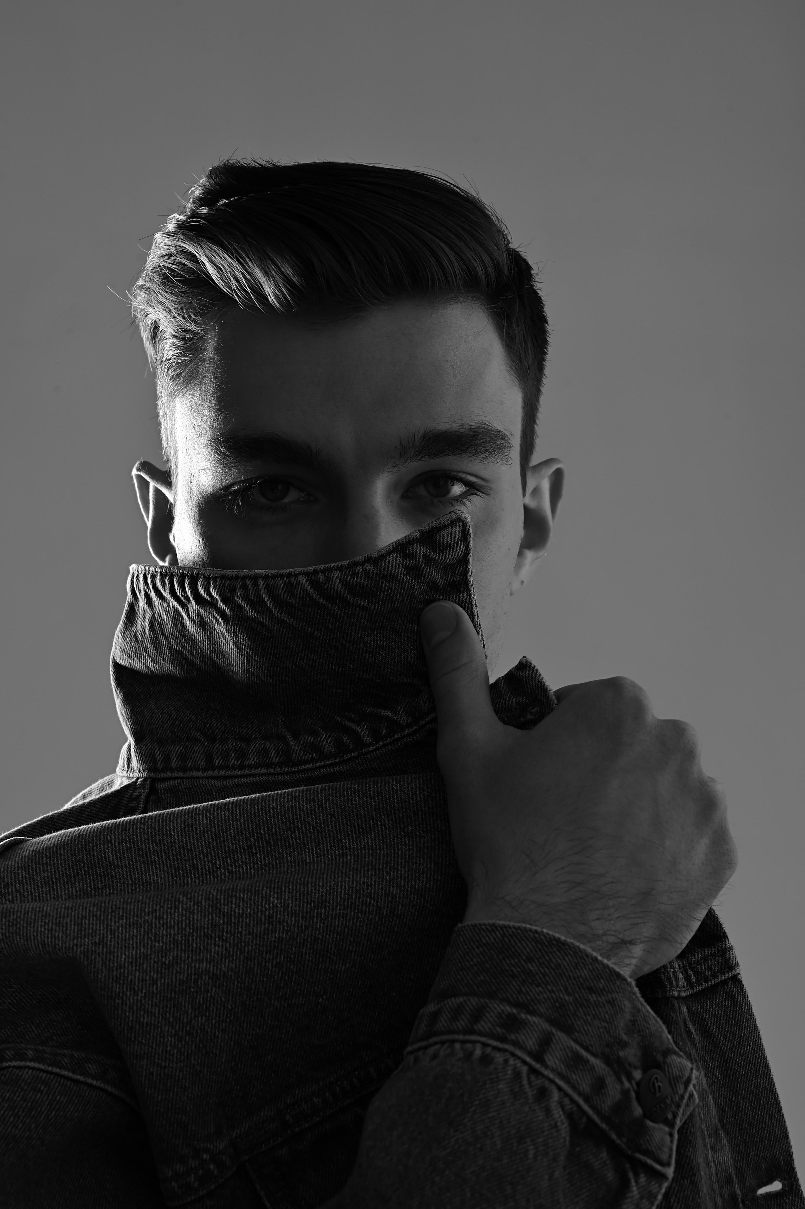 Данил. Портретный и мужской фотограф в Новосибирске