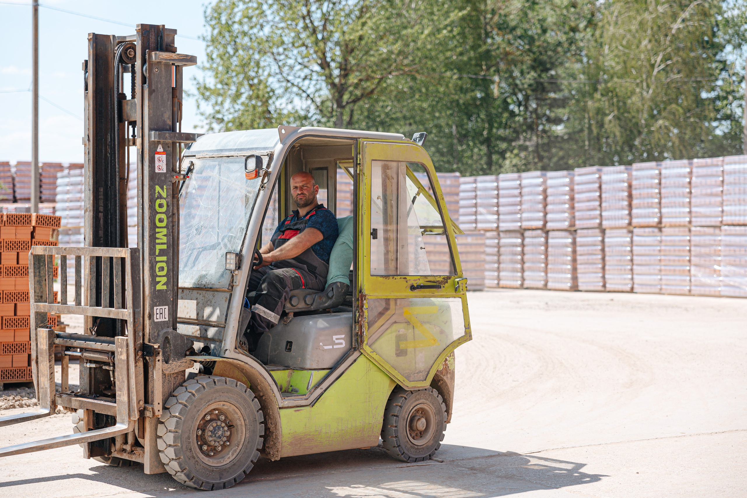 BKK. The content is a survey of the factory. KRIS KRUPINNIKOVA