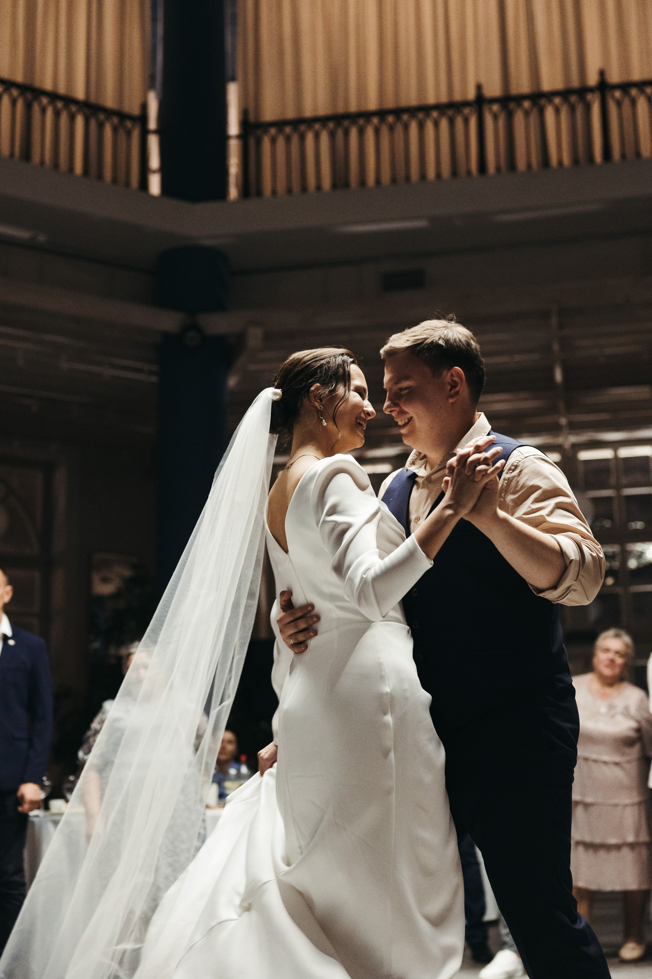 Свадебная фотосессия в парке Царицыно, Банкет в ресторане Пантеон. Свадебный фотограф Москва Анастасия Храмова