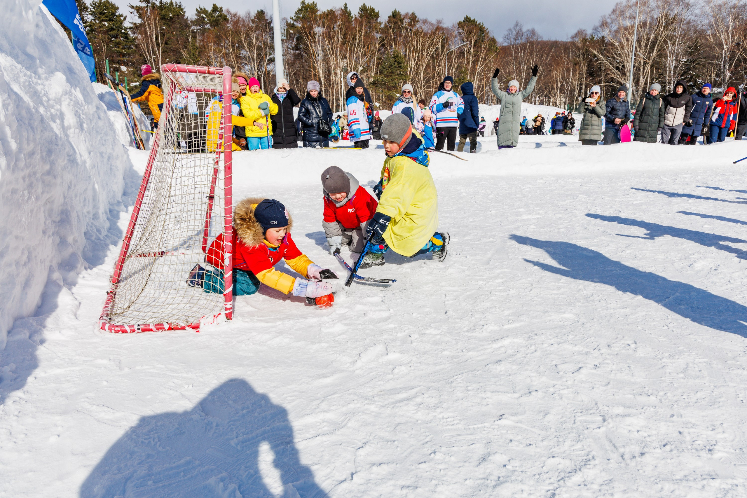 XIII чемпионат  по «ХОККЕЮ В ВАЛЕНКАХ». Свадебный, семейный и репортажный фотограф в Южно-Сахалинске Артур Петросян