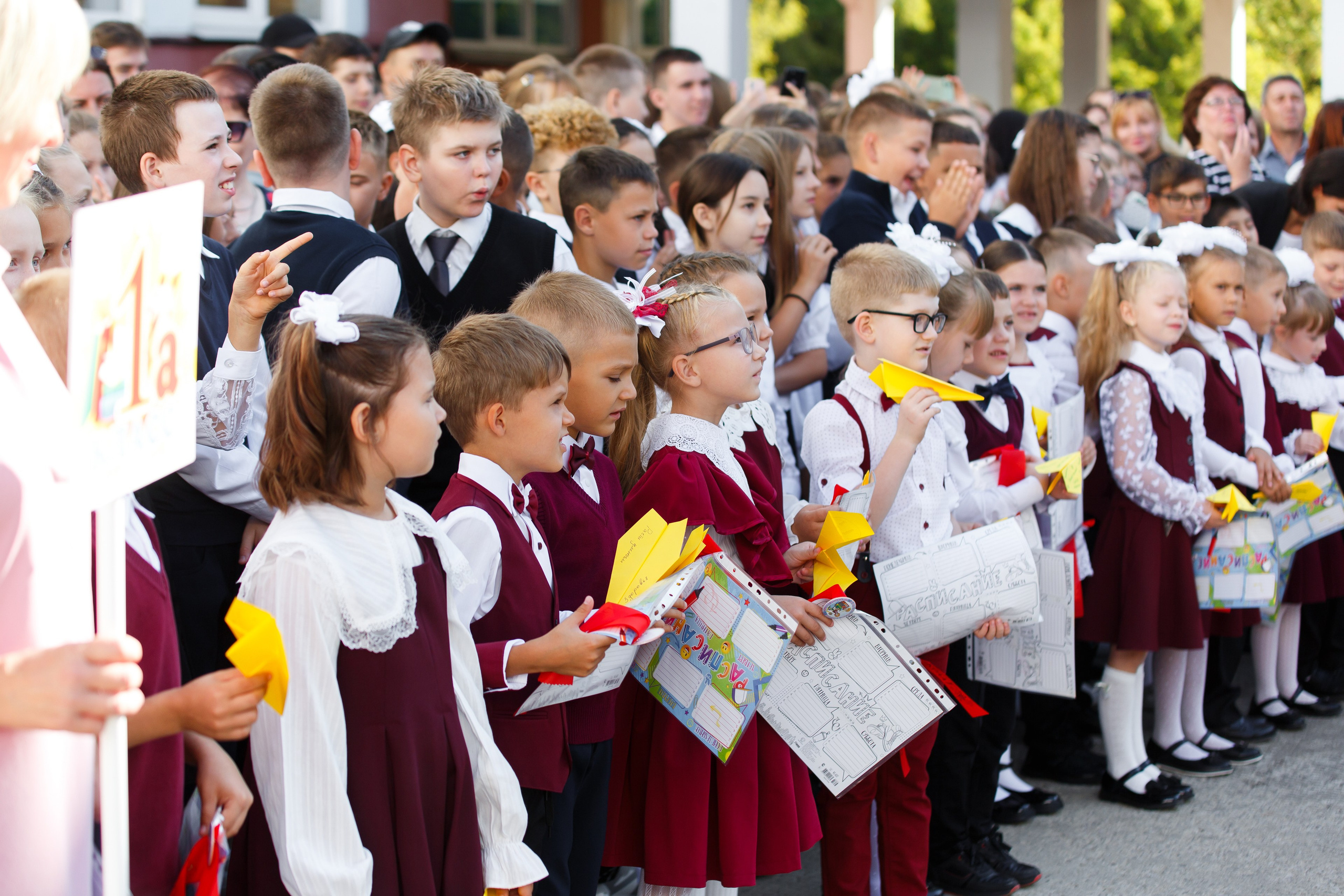 01 СЕНТЯБРЯ 2024 (МБОУ г. Мценска «Средняя школа № 9»). Профессиональный фотограф в Мценске и Орловской области