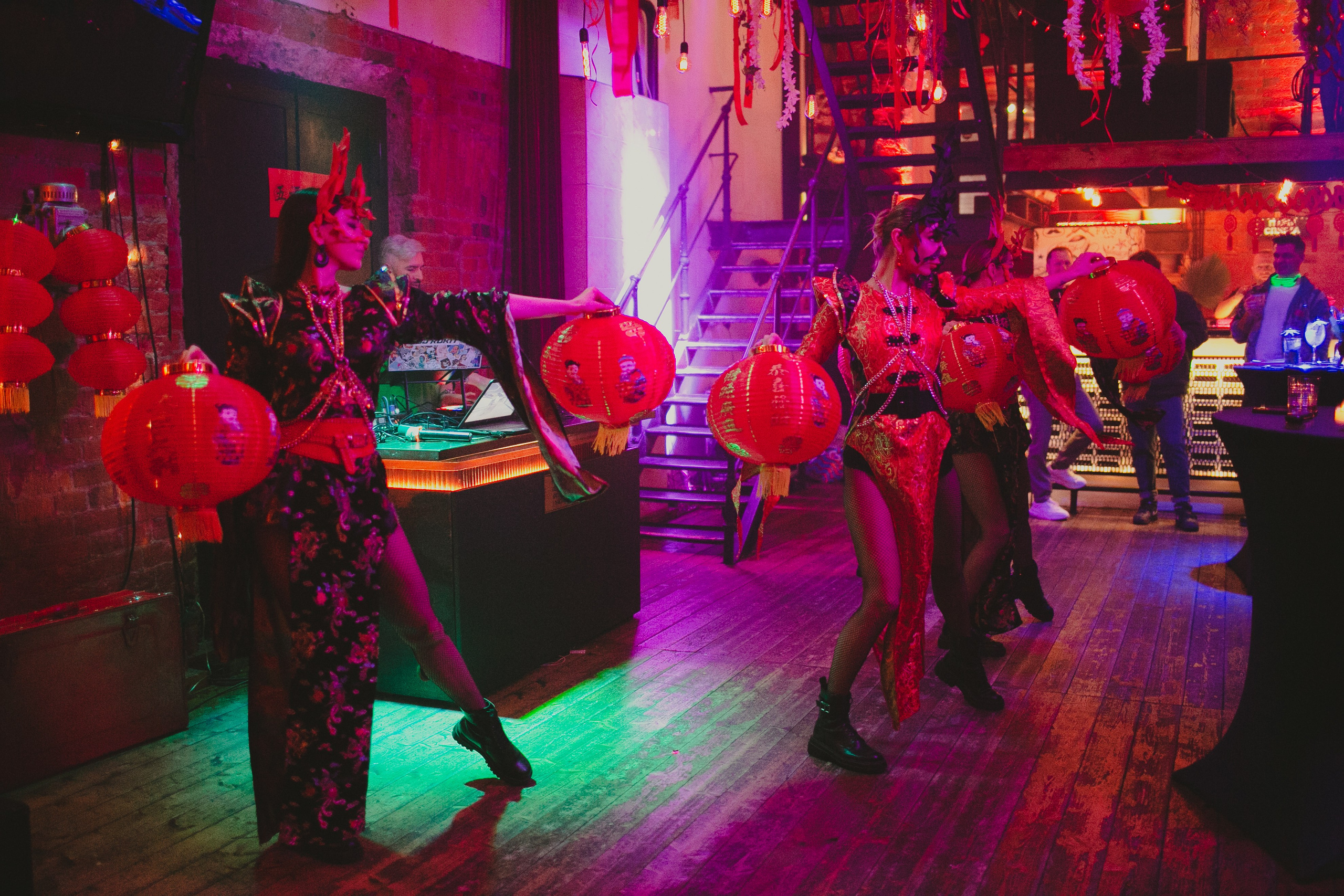 Дни рождения и юбилеи. Профессиональный фотограф Евгений Земцов в Москве. Контент съемка, репортаж мероприятий, бизнес портреты