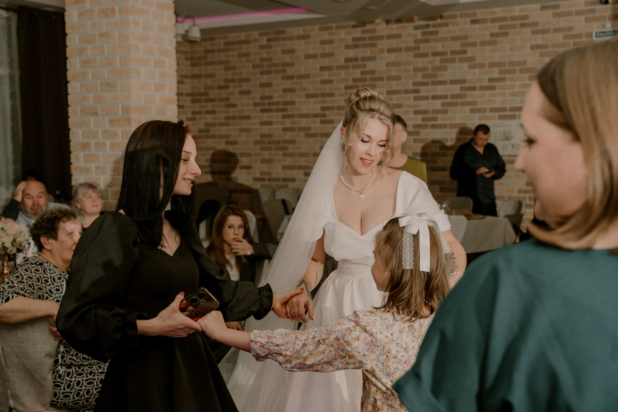 Денис и Ирина. Свадебный и индивидуальный фотограф в Суворове Клюева Мария