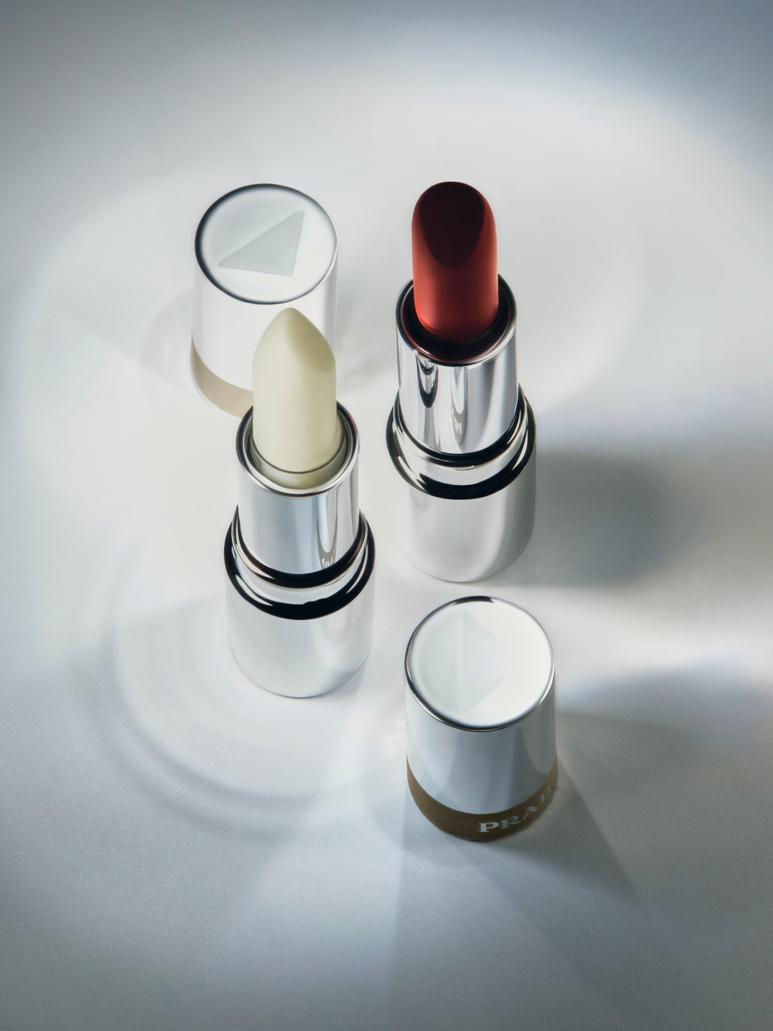 PRODUCT. Retoucher. Post-production servis