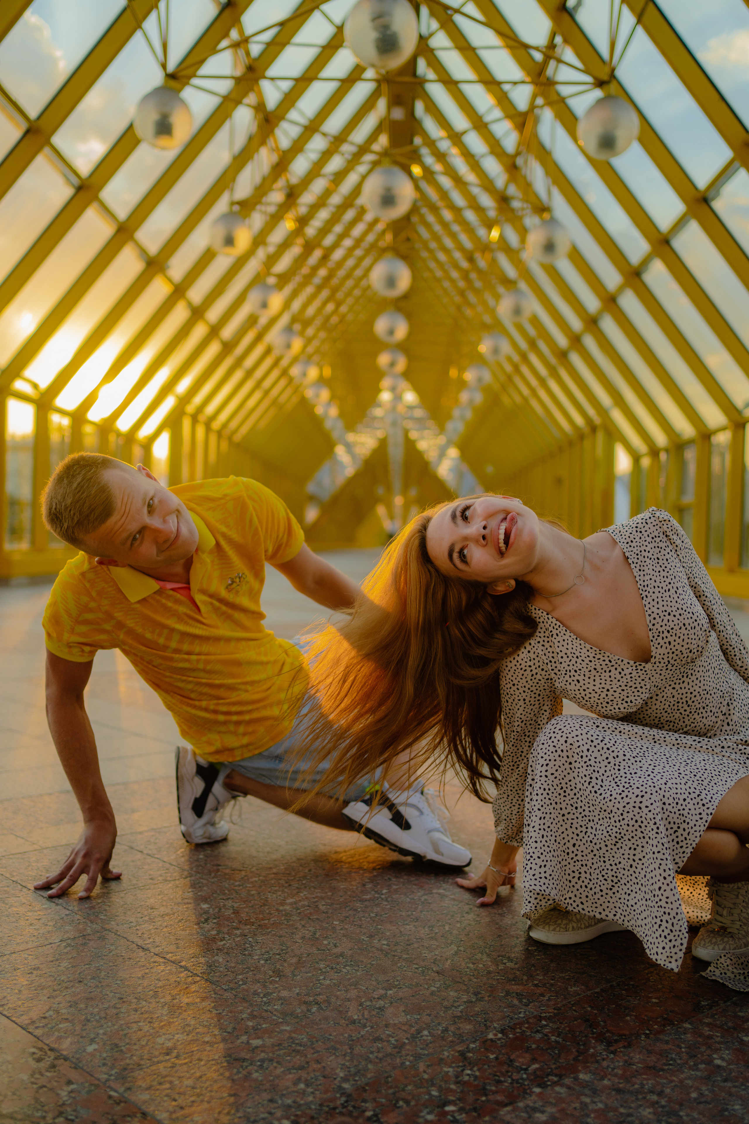 Фотопрогулка. Лавстори. Творческие фотосессии в Москве. Фотоальбом лидера группы ЯЛО